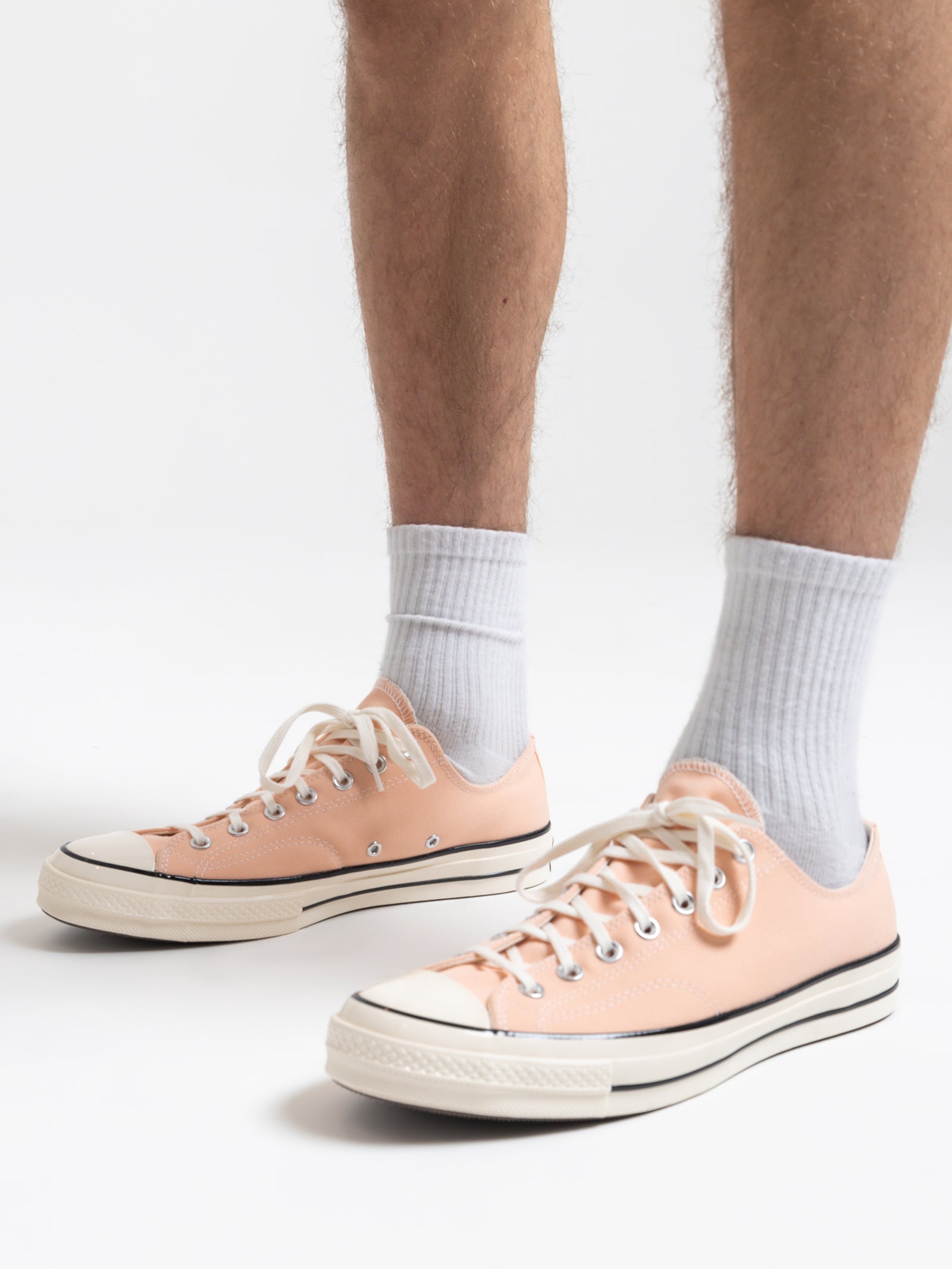 Unisex Converse Chuck 70 Summer Tone Low Top Sneakers in Cheeky Coral