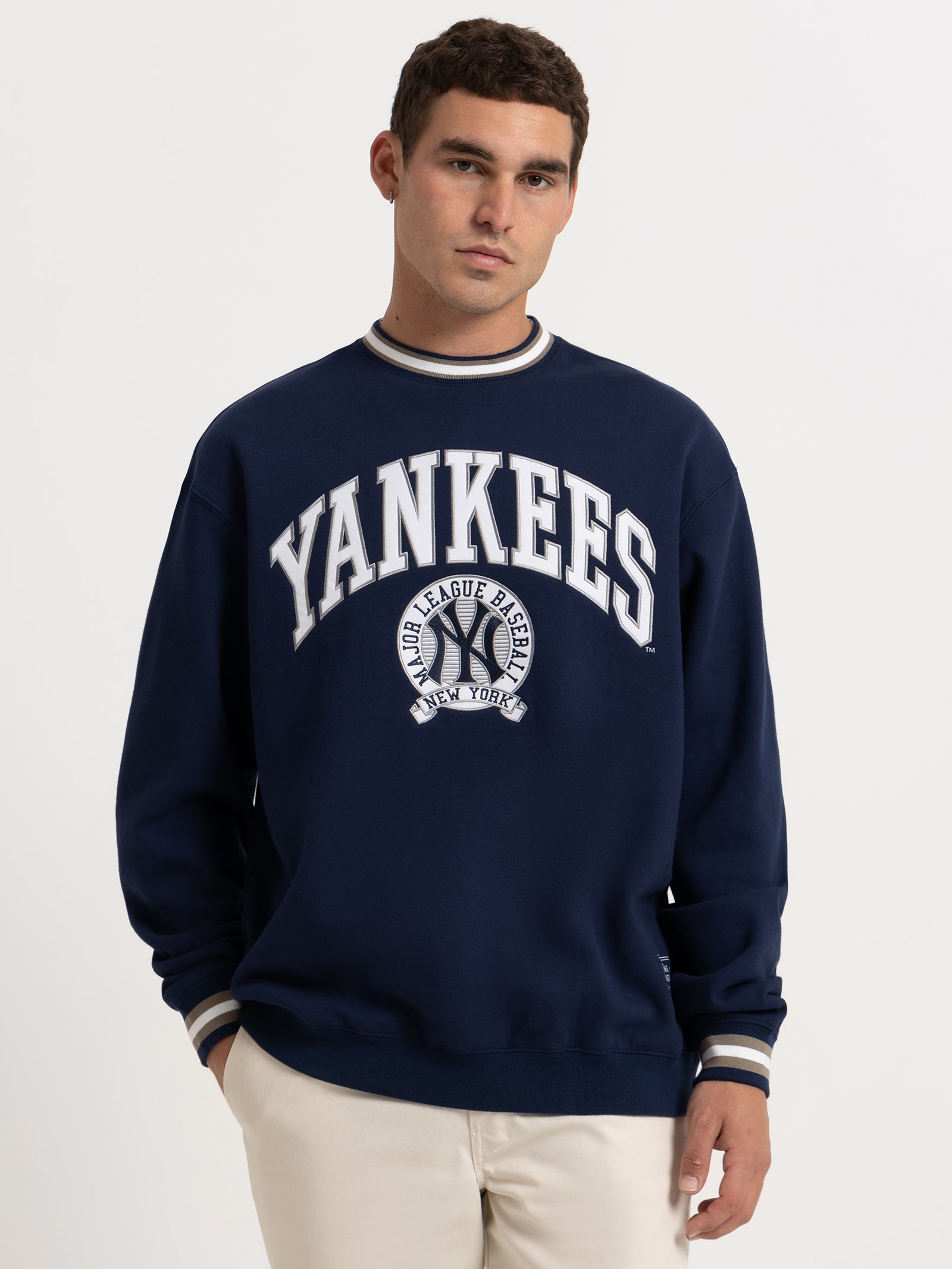 Vintage NY Yankees Graphic Sweater in Midnight Blue