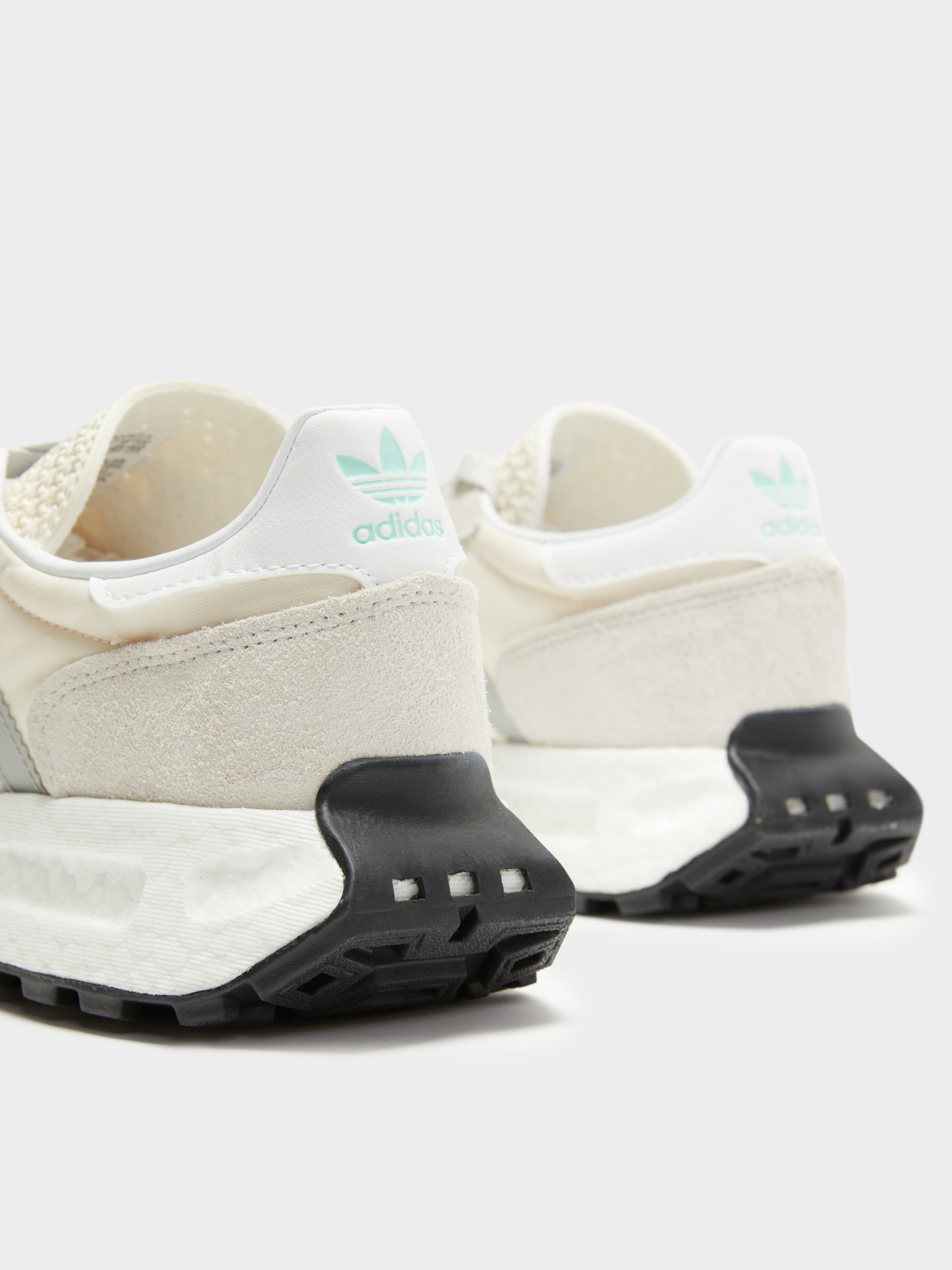 Womens Retropy E5 Sneakers in Chalk White & Grey