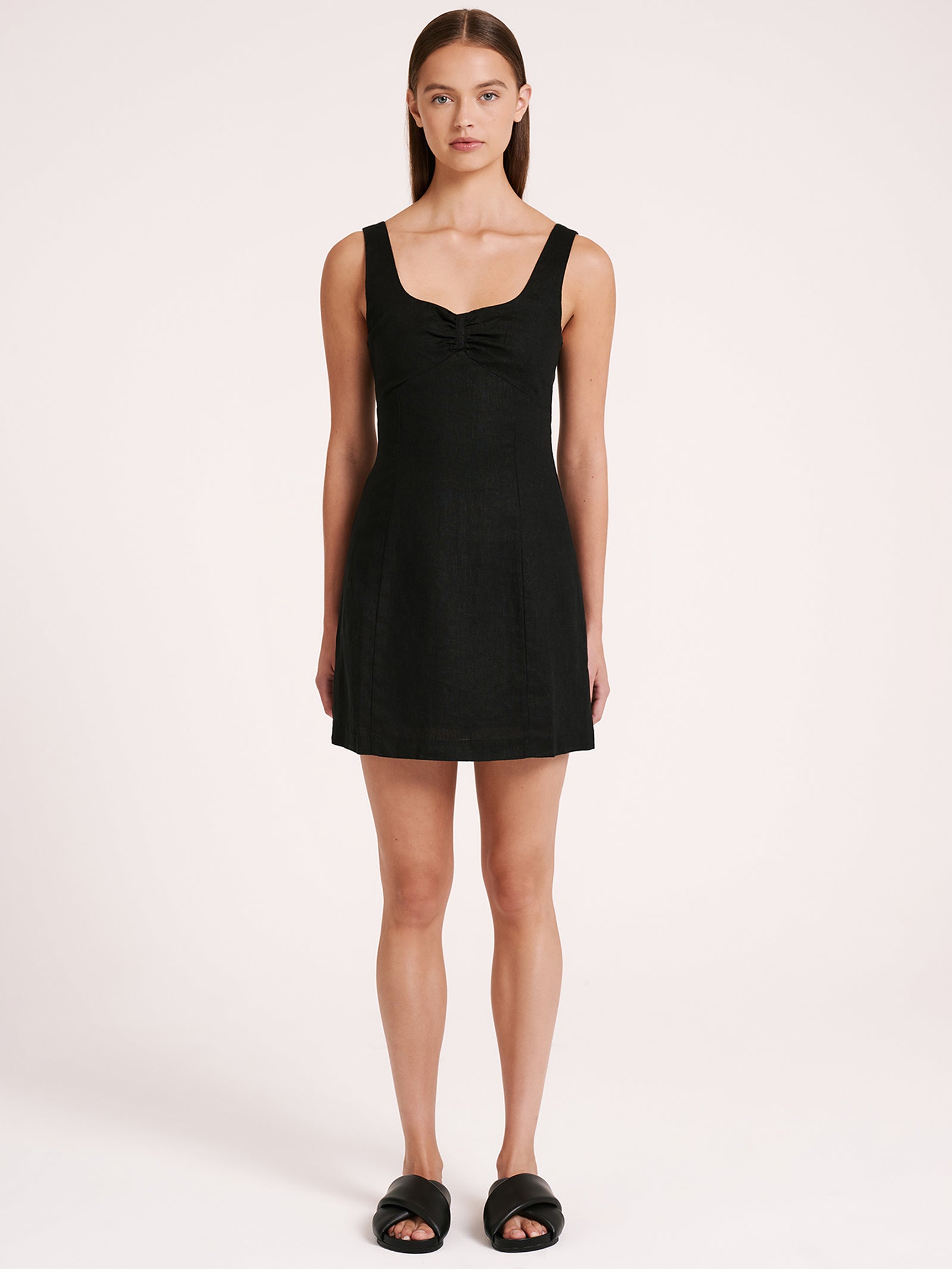 Sibyl Linen Dress in Black