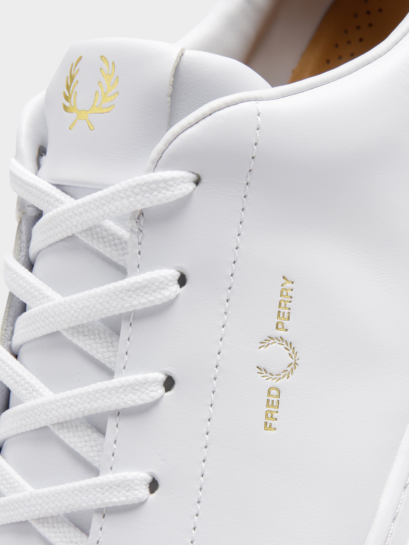 Mens B71 Sneakers in White & Gold