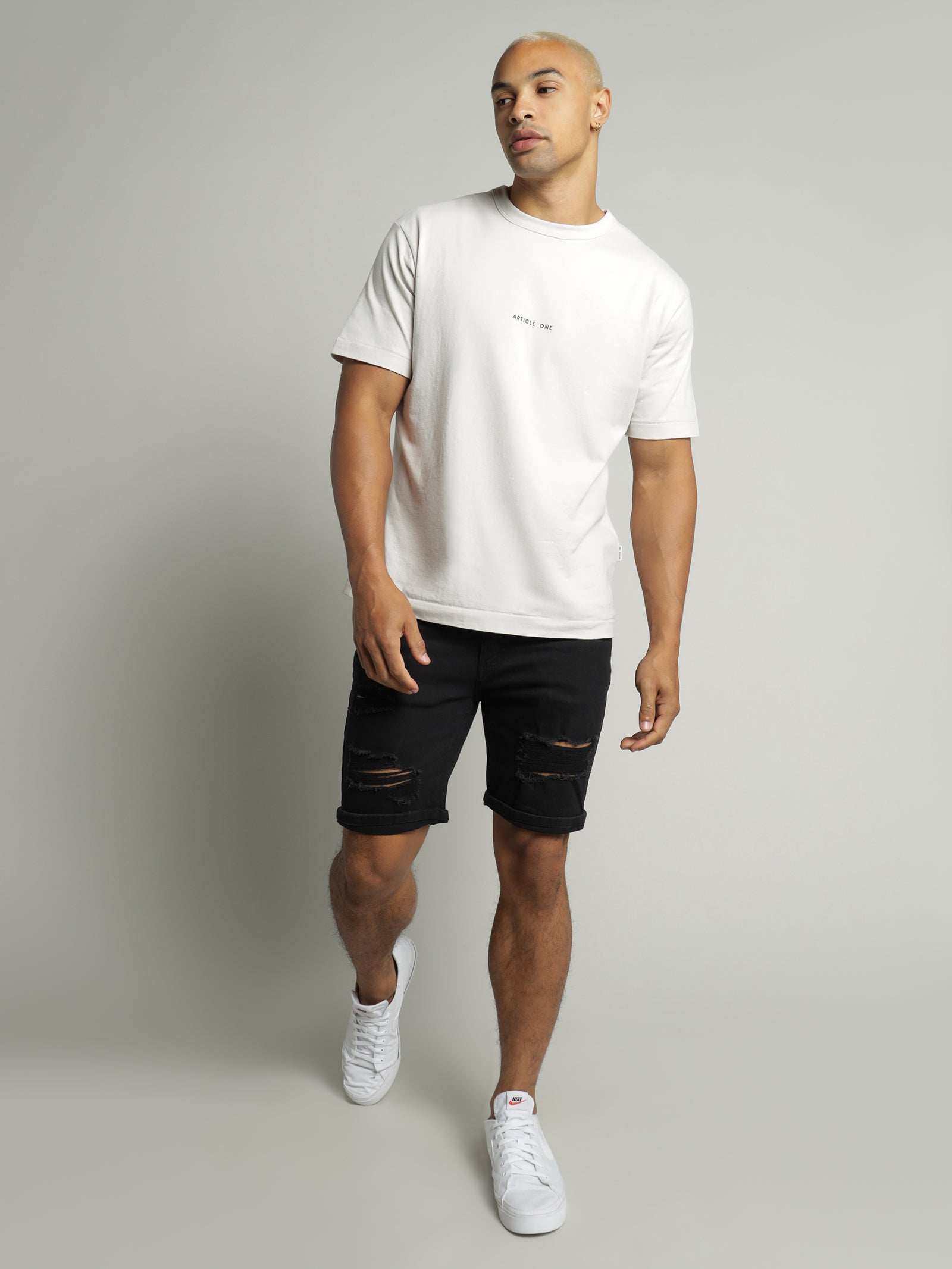 Zane Skinny Denim Short in True Black Rip