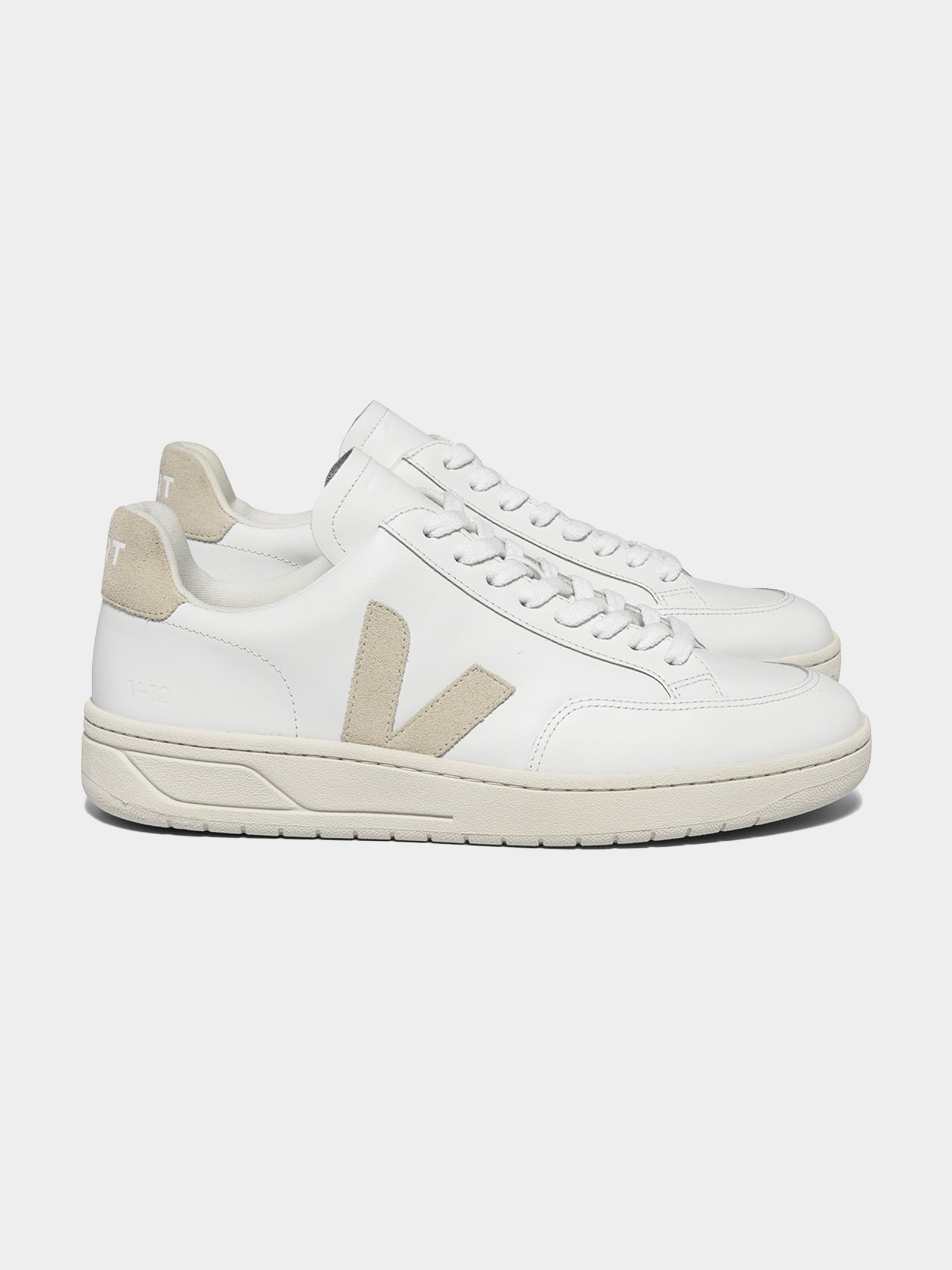 Womens V10 Leather Sneakers in White