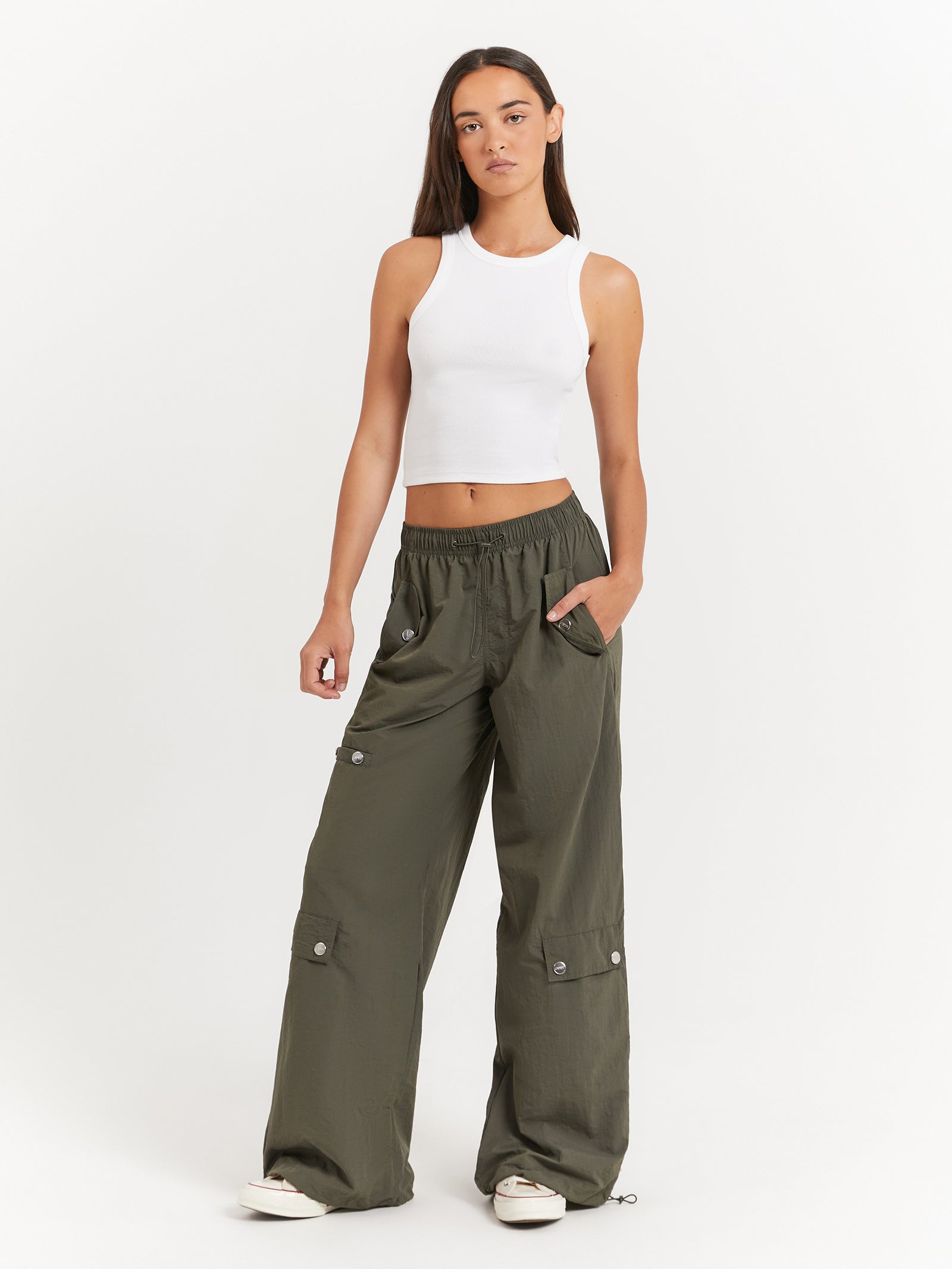 Alva Parachute Cargo Pants in Hunter