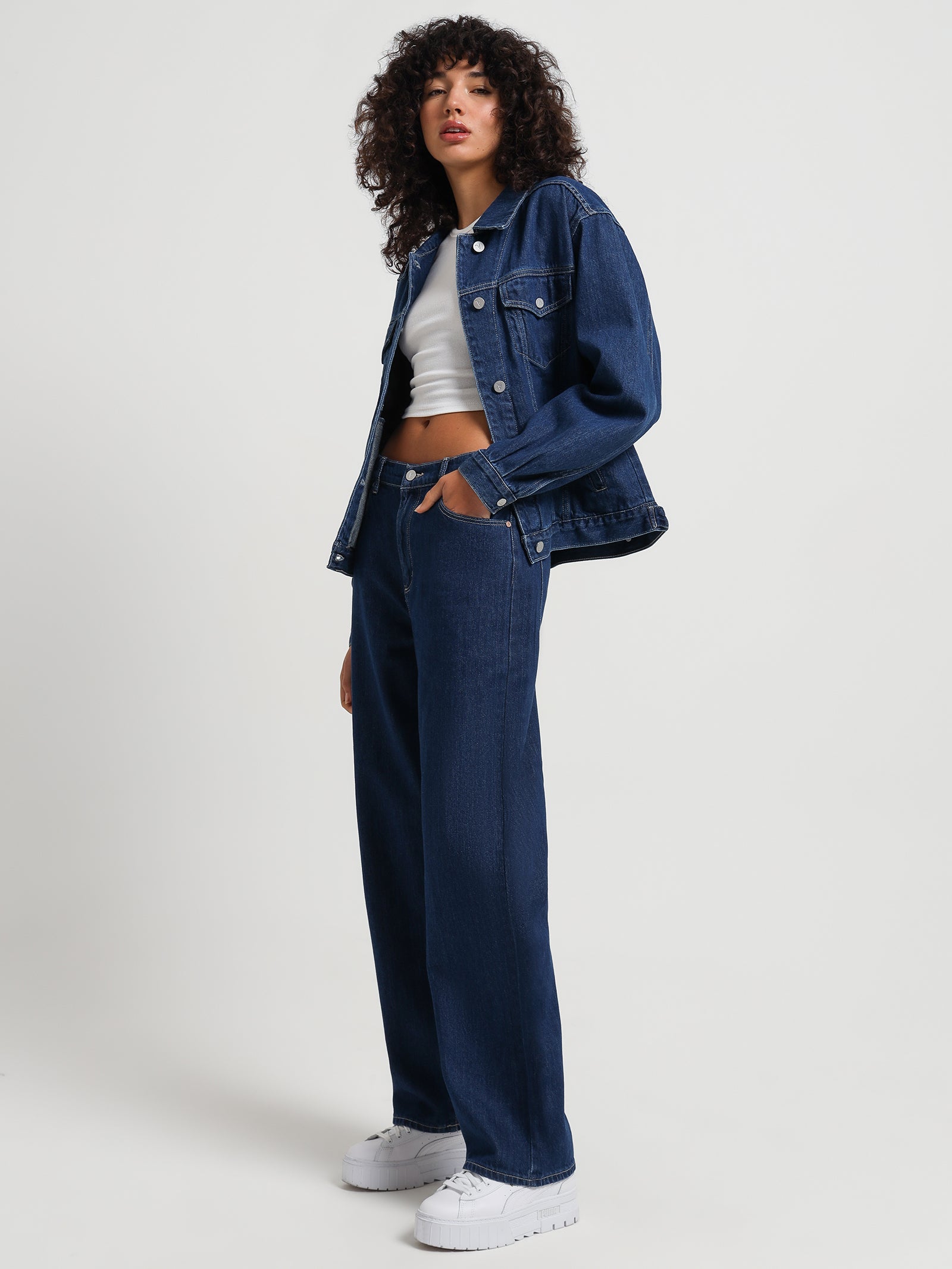 A Slouch Jeans in Kaley Blue