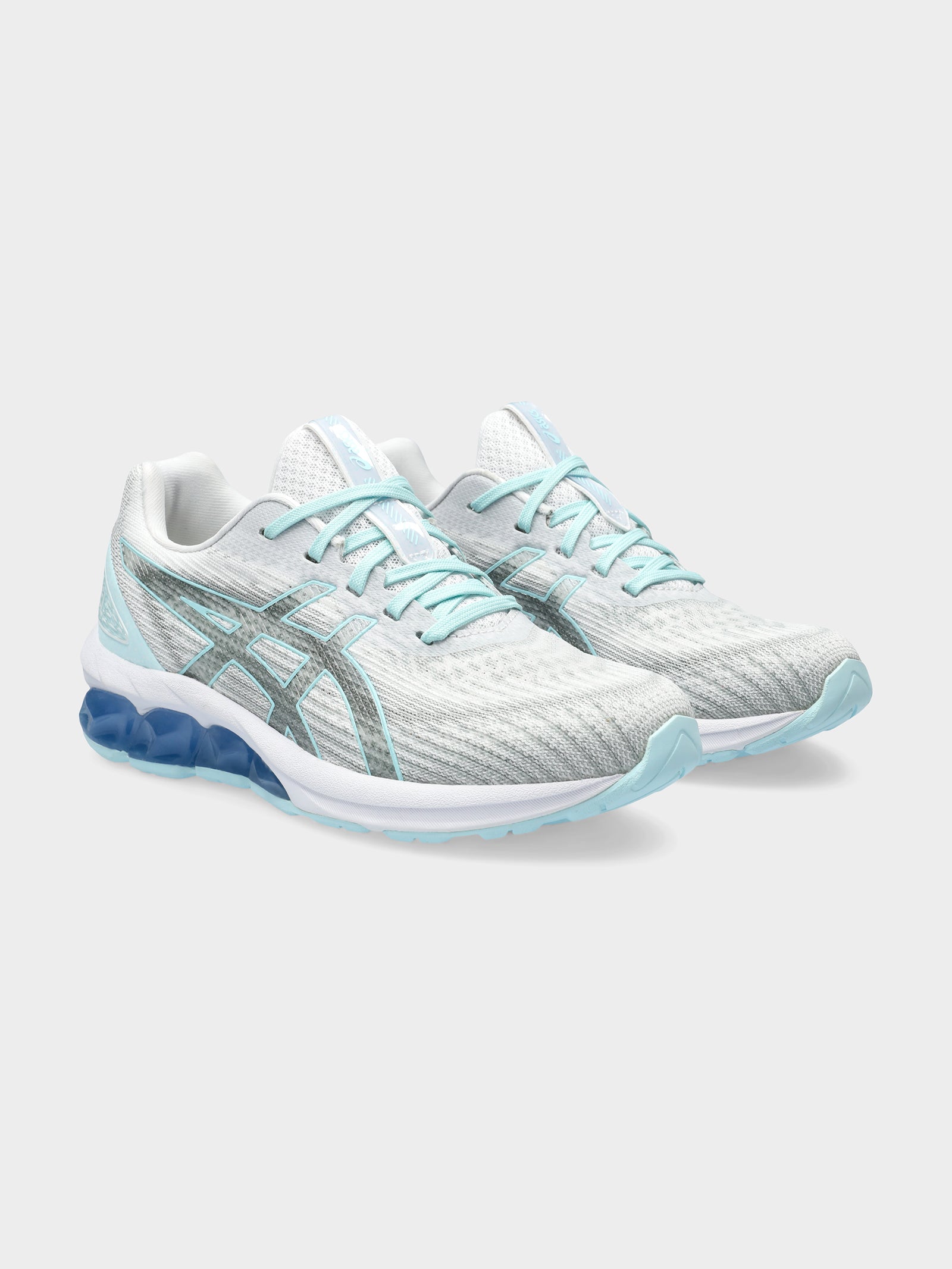 Womens Gel-Quantum 18 Sneakers in White & Aqua