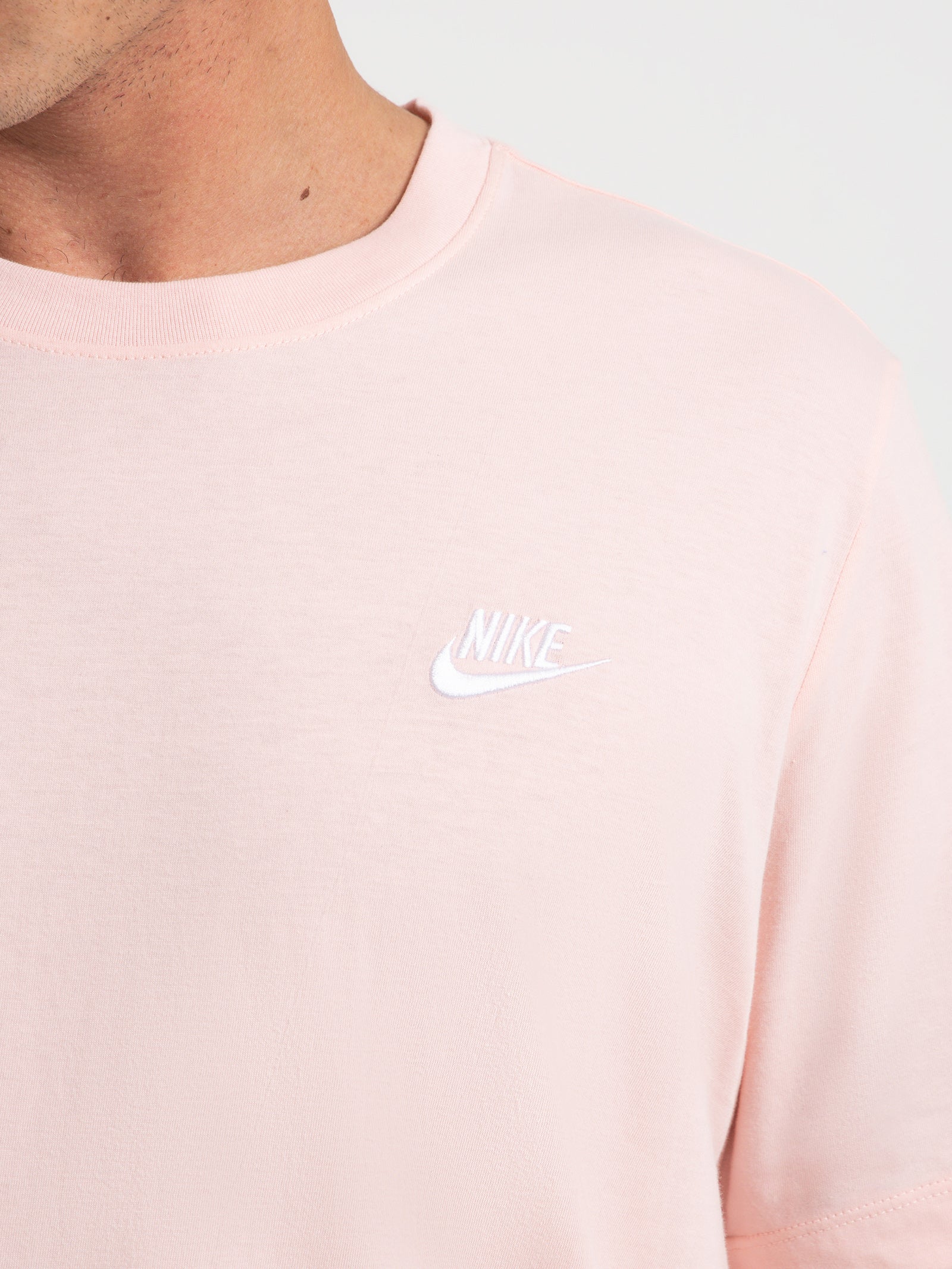 Sportswear Club T-Shirt in Pink Bloom