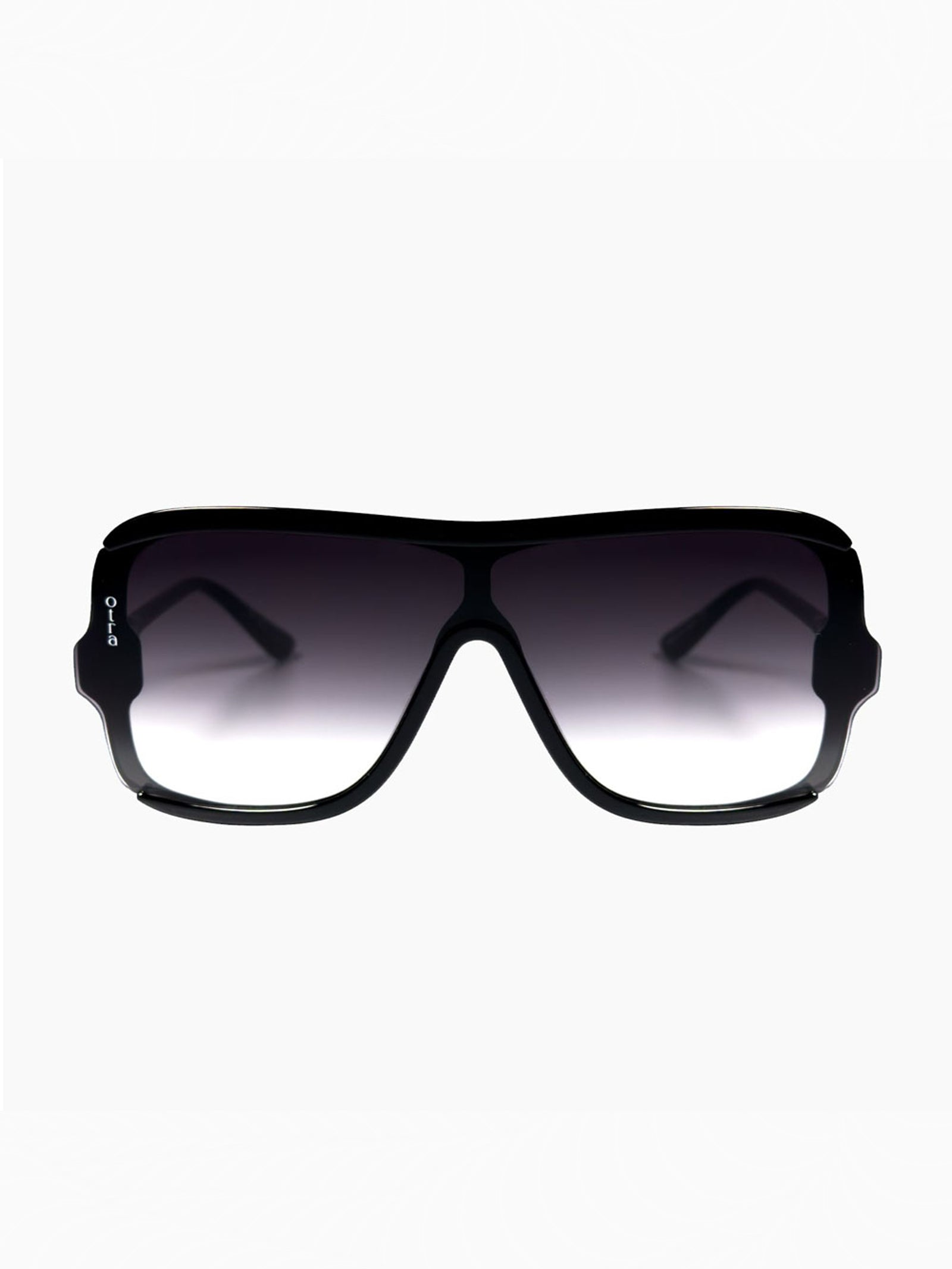 Jagger Sunglasses in Black & Smoke Fade