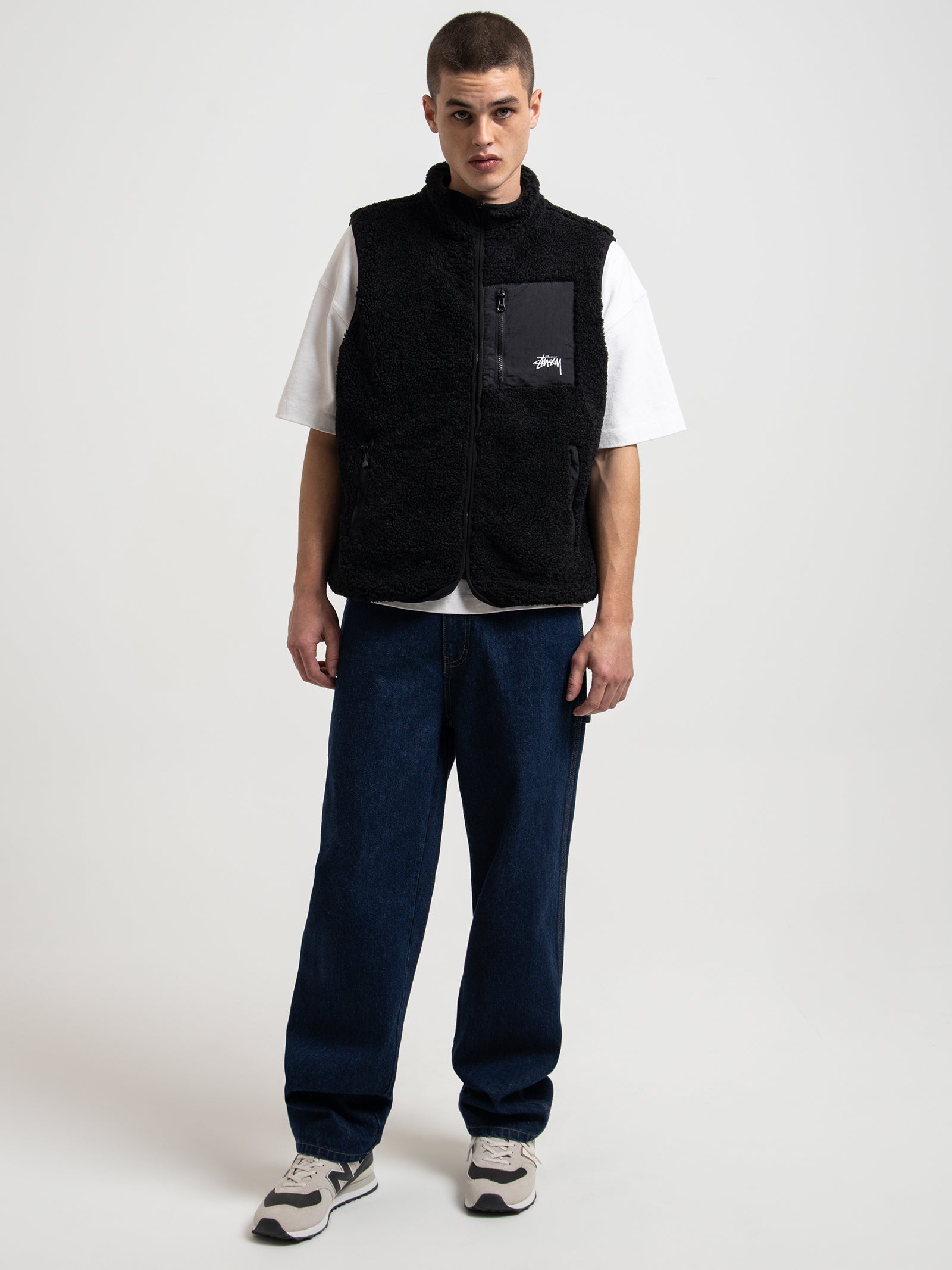 Reversible Stock Sherpa Vest in Black