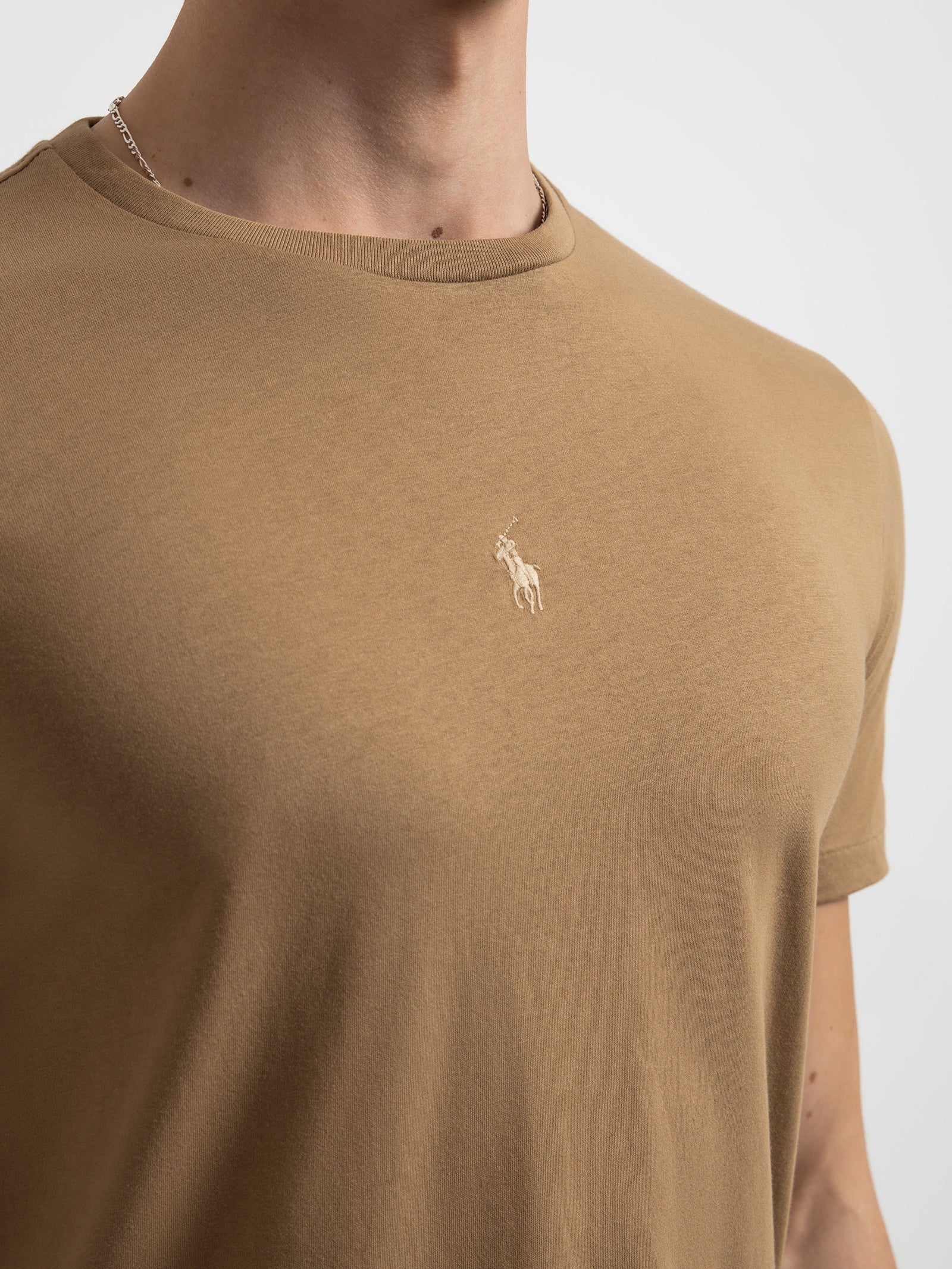 Centre Pony T-Shirt in Montana Khaki