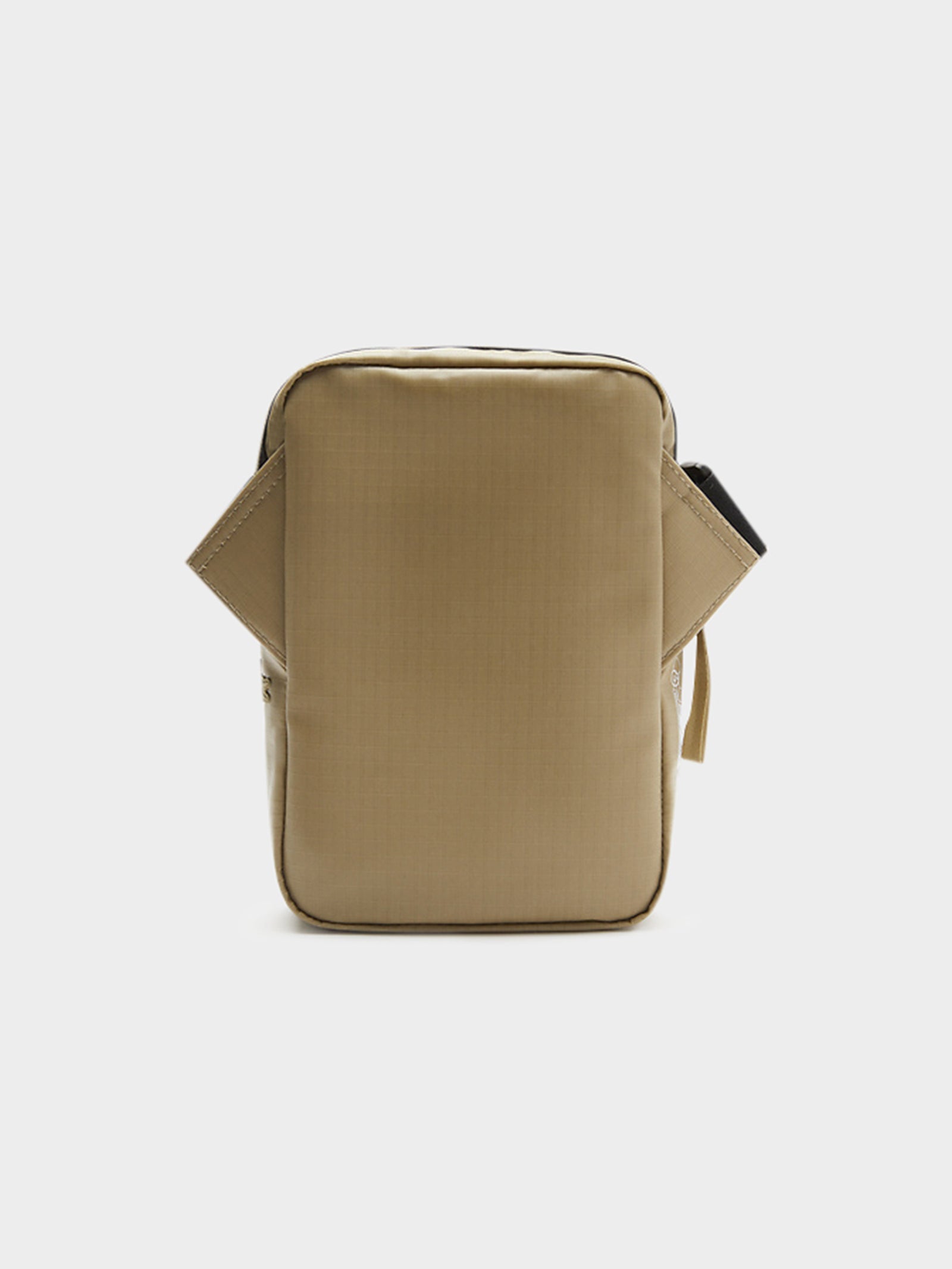 Street Balance Vertical Camera Bag in Lion