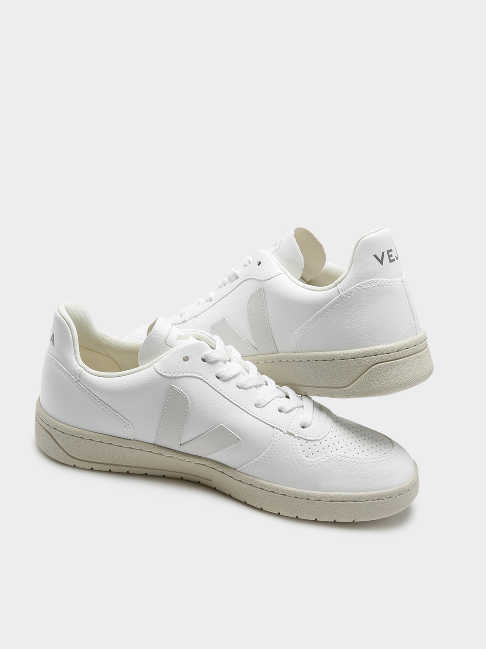 Unisex V-10 Leather Sneakers in White