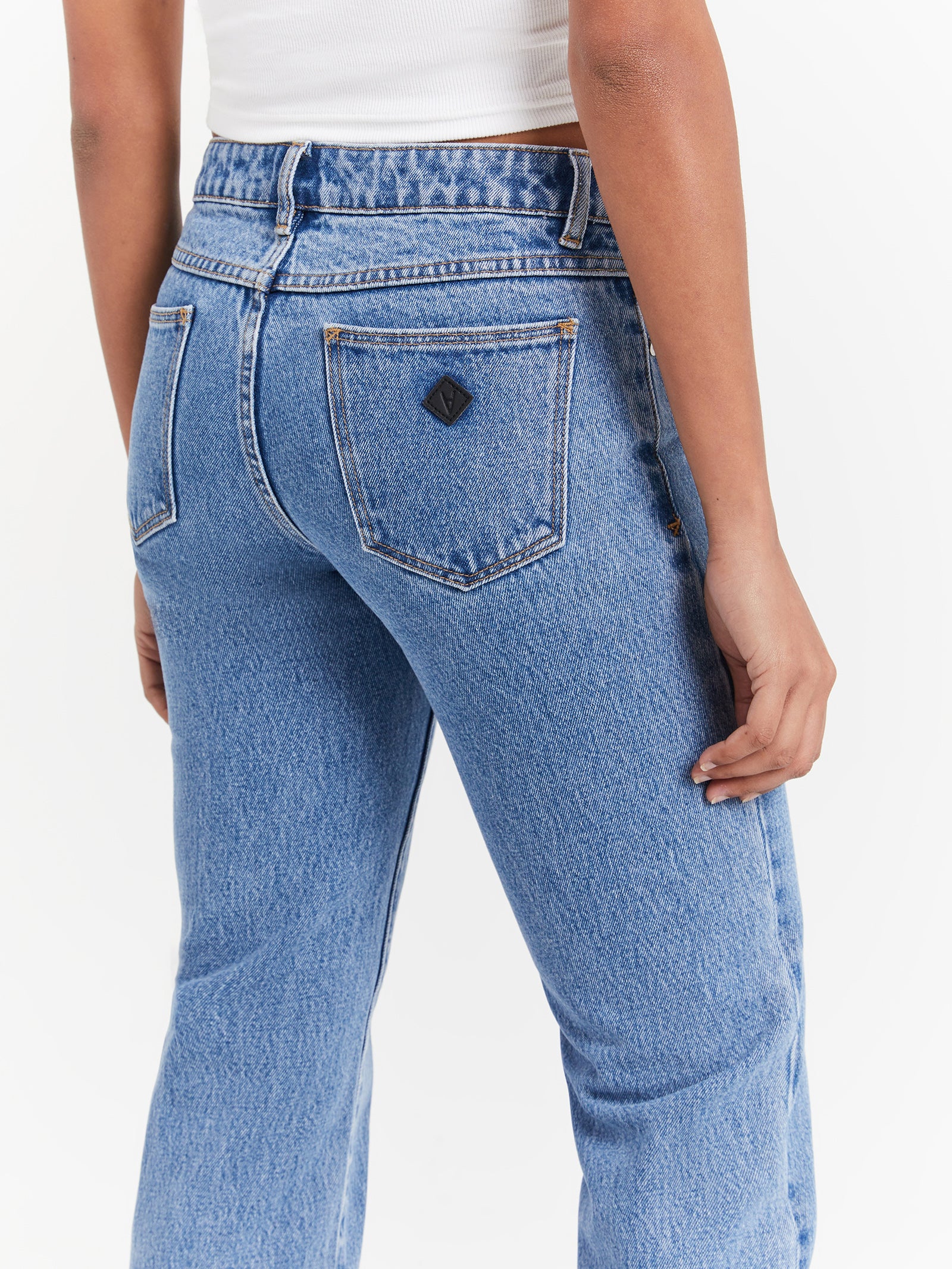 99 Low Straight Jeans in Katie Organic