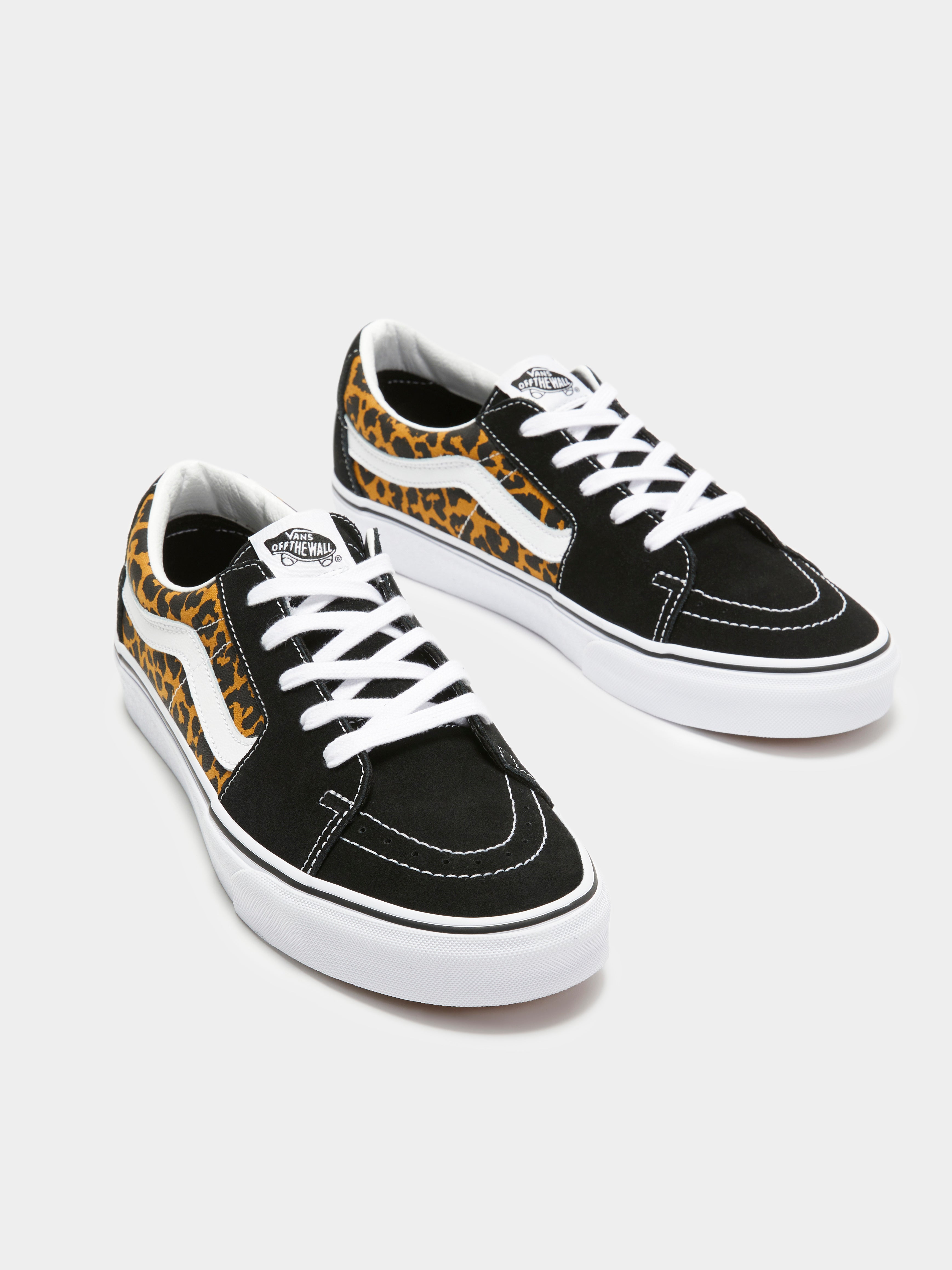 Unisex Sk8 Low Sneakers in Leopard Black & White