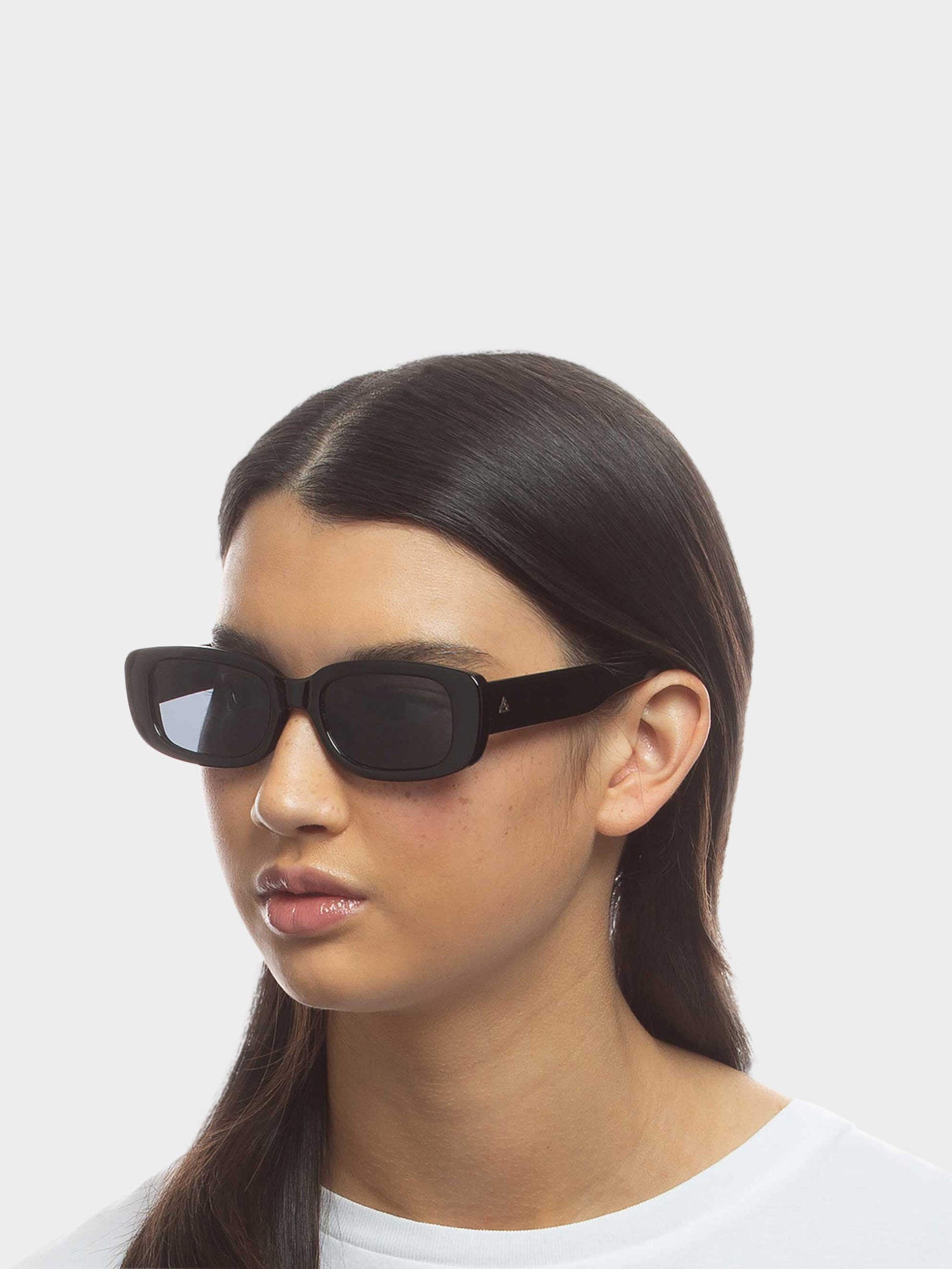 Ceres Sunglasses in Black Smoke Mono