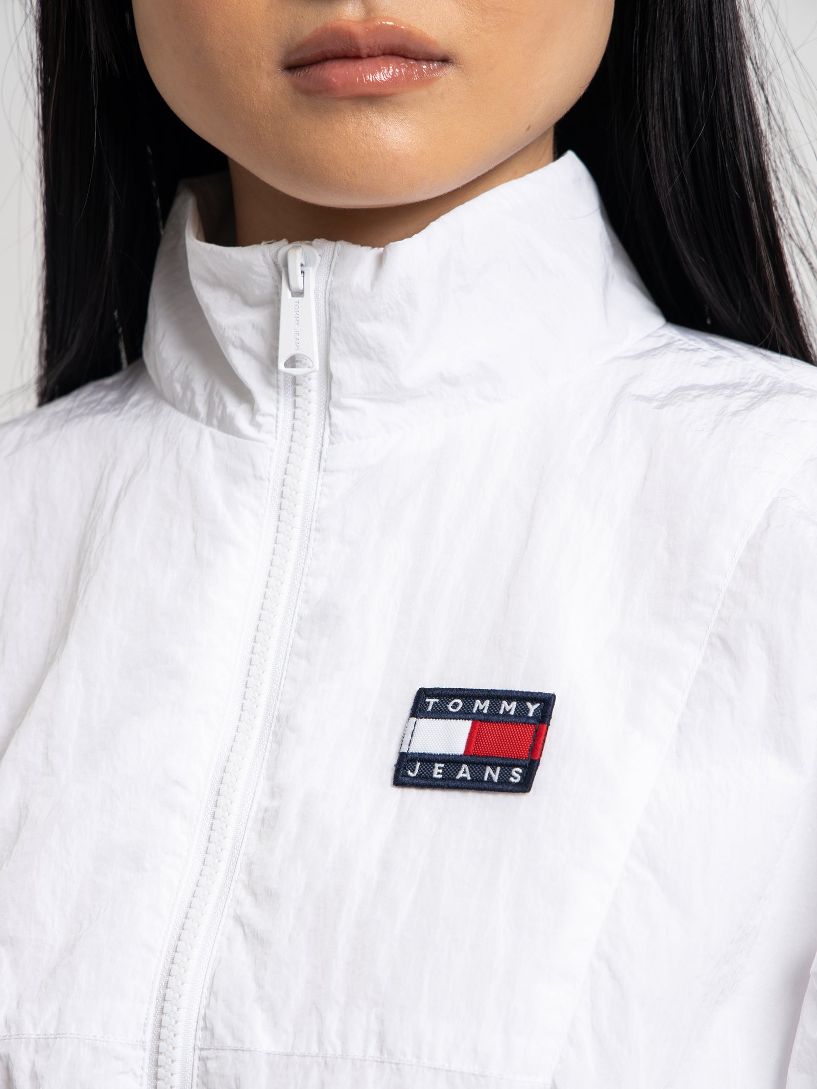 Badge Cropped Windbreaker in Black