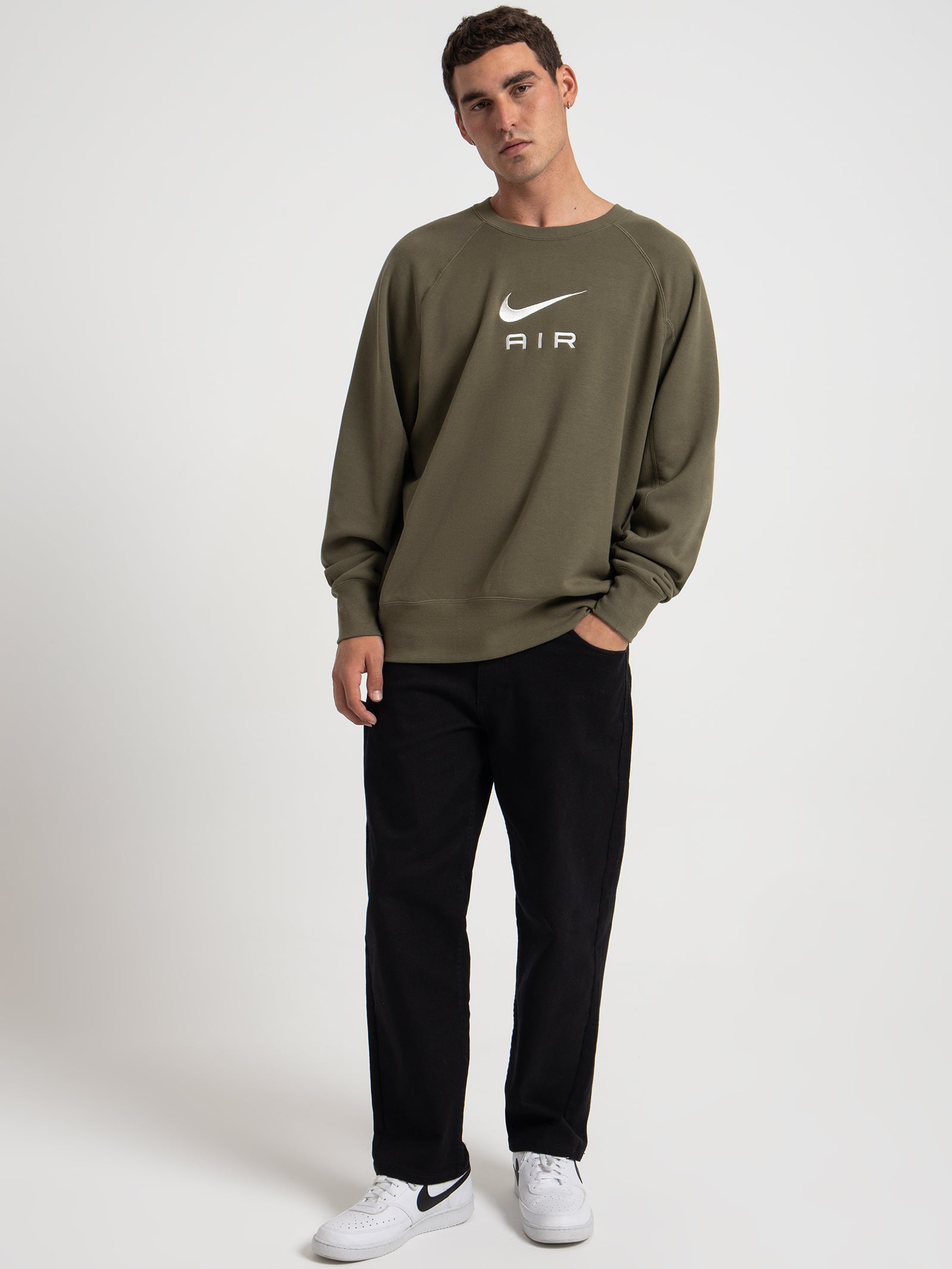 Sportswear Nike Air Fleece Terry Crew Sweater in Medium Olive