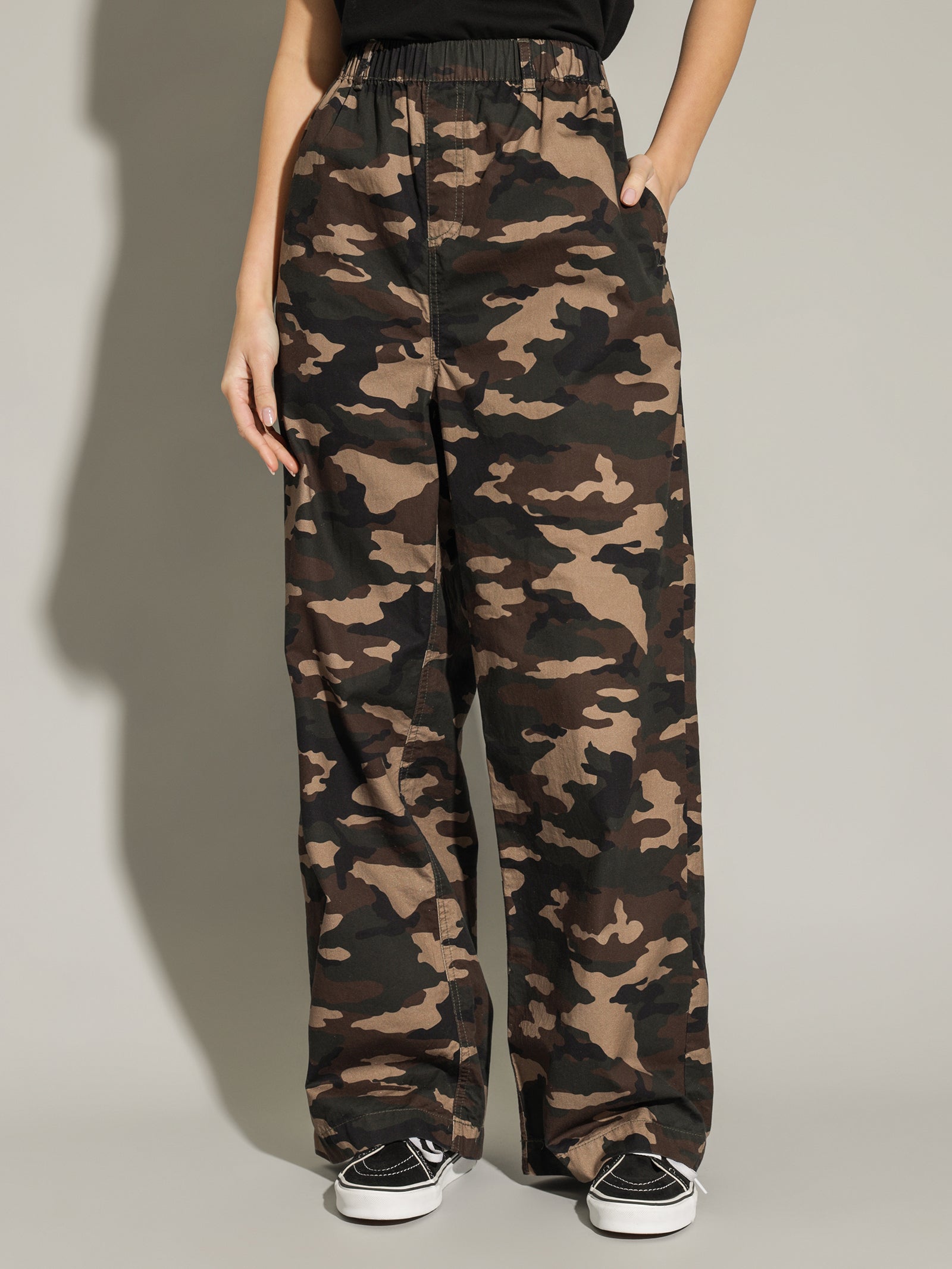 Easy Straight Pants in Camo