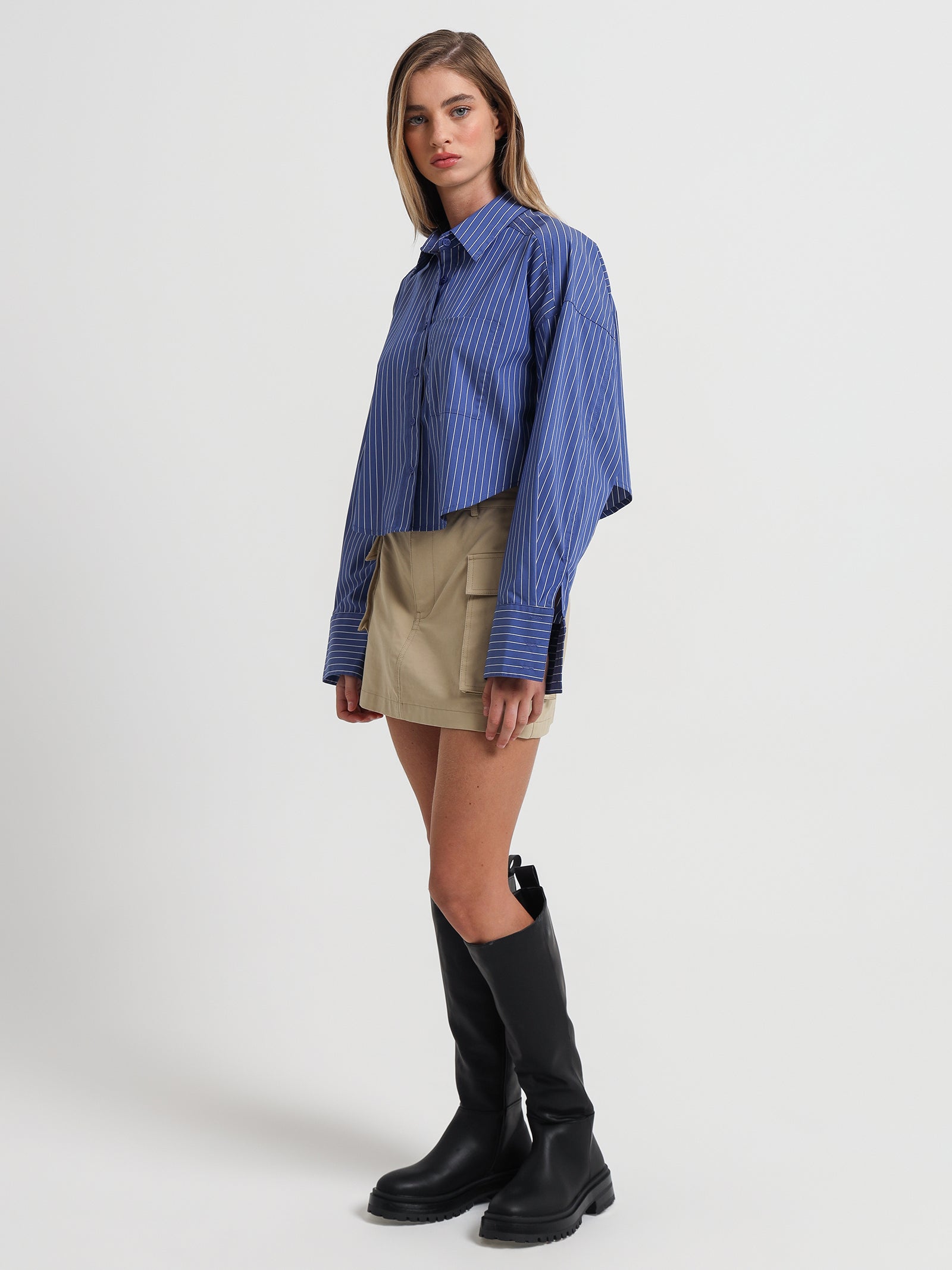 Jacey Cropped Oversized Shirt in Dutch Blue