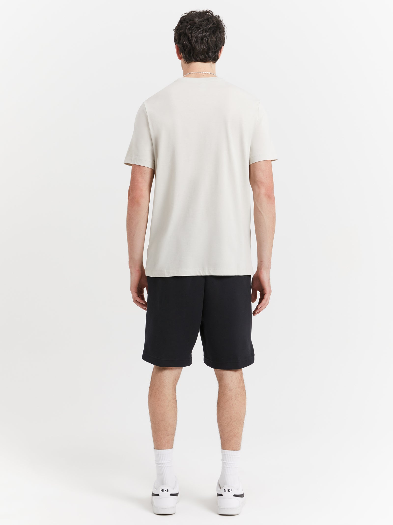 Sportswear Club T-Shirt in Light Bone