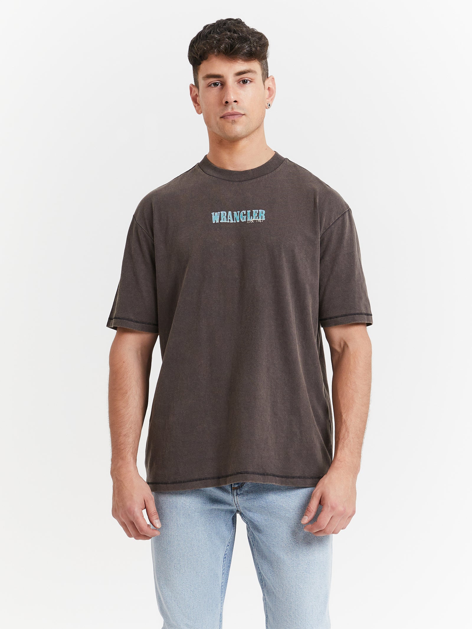 Jakey Pedro Rodeo Flower Slacker T-Shirt in Worn Black