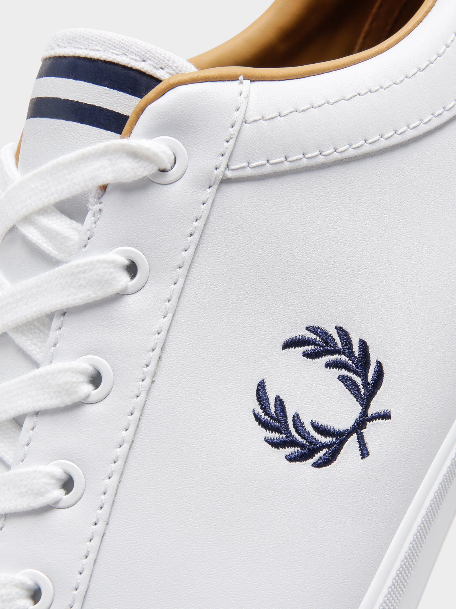 Mens Baseline Leather Sneakers in White & Navy