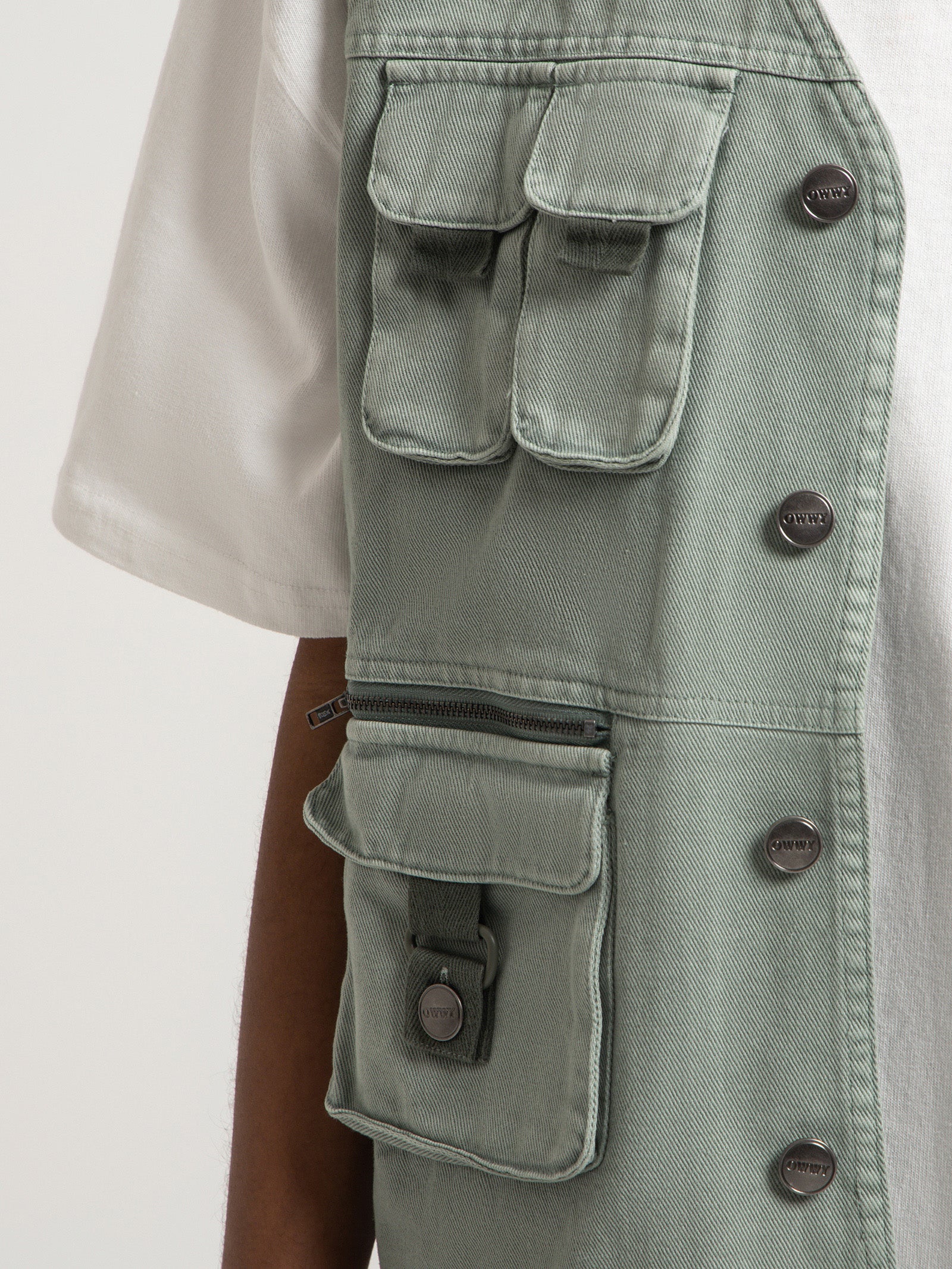 Stamped Owwy Utility Vest in Sage Green