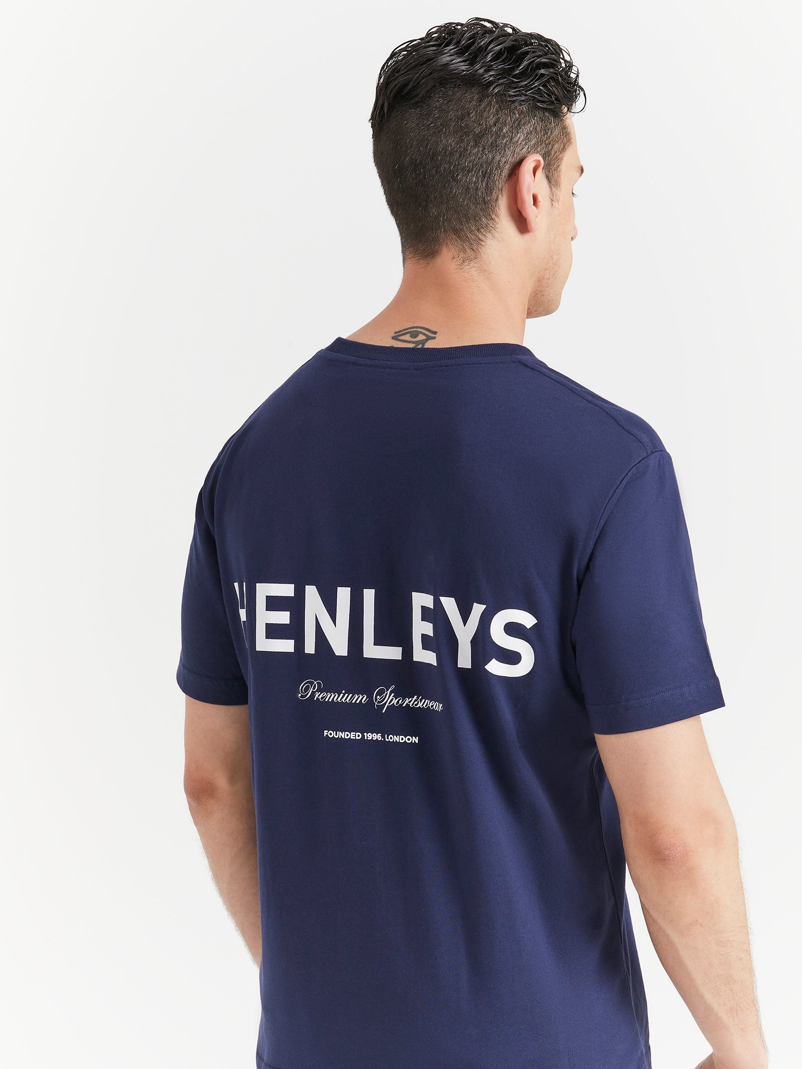 Contender T-Shirt in Navy