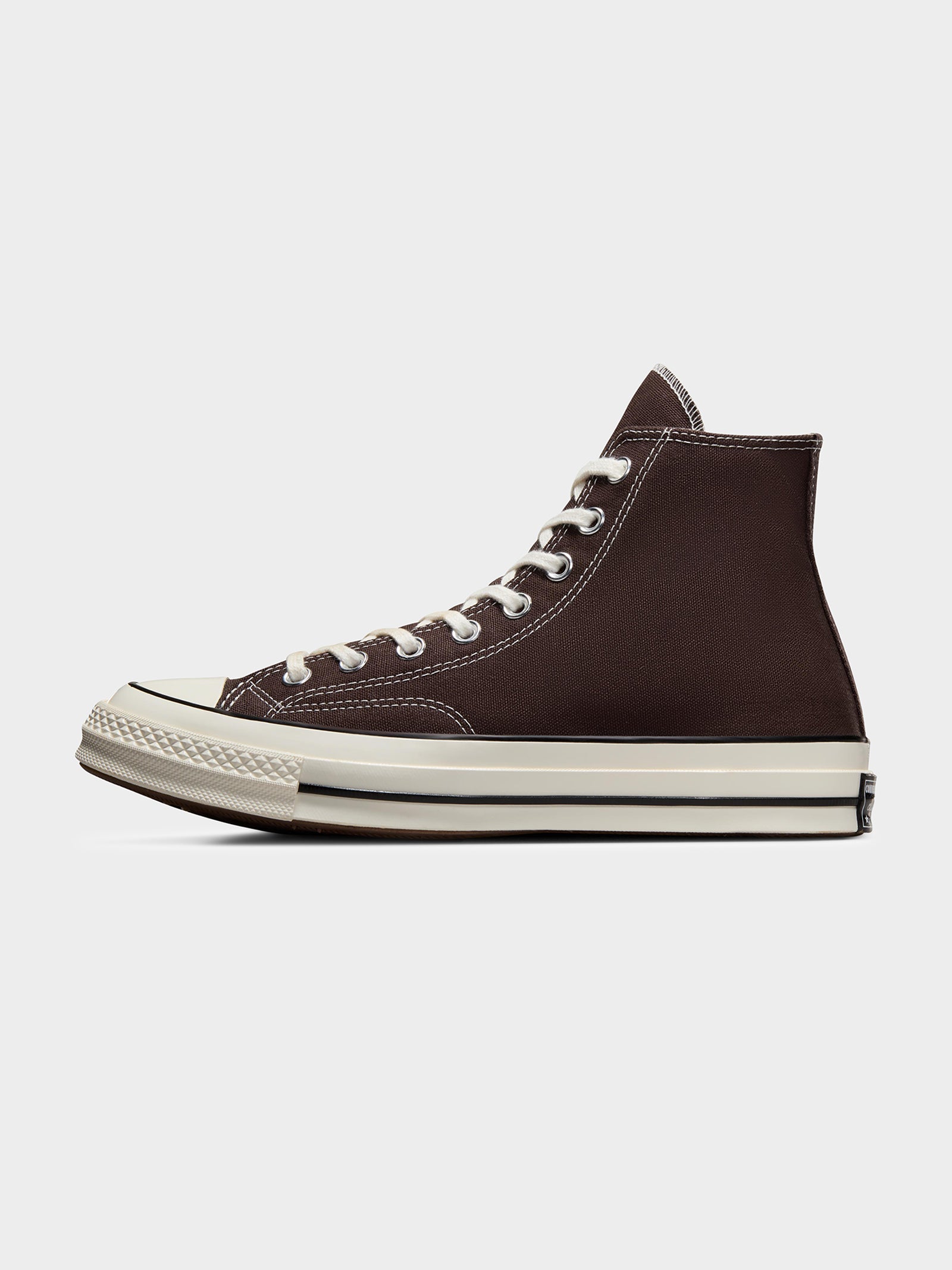 Unisex Chuck 70 High Sneakers in Dark Root Egret & Black