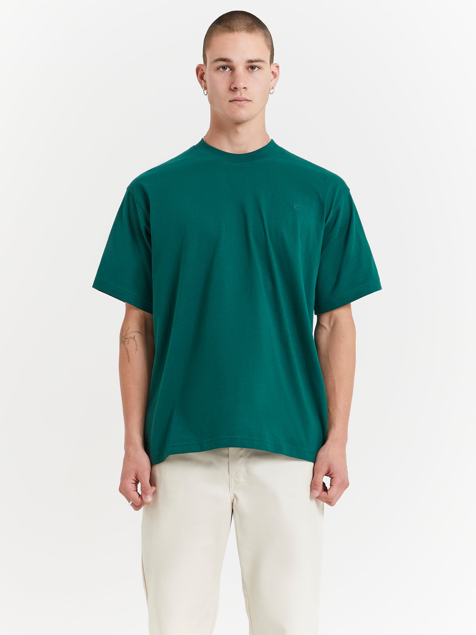 Adicolor Contempo T-Shirt in Collegiate Green