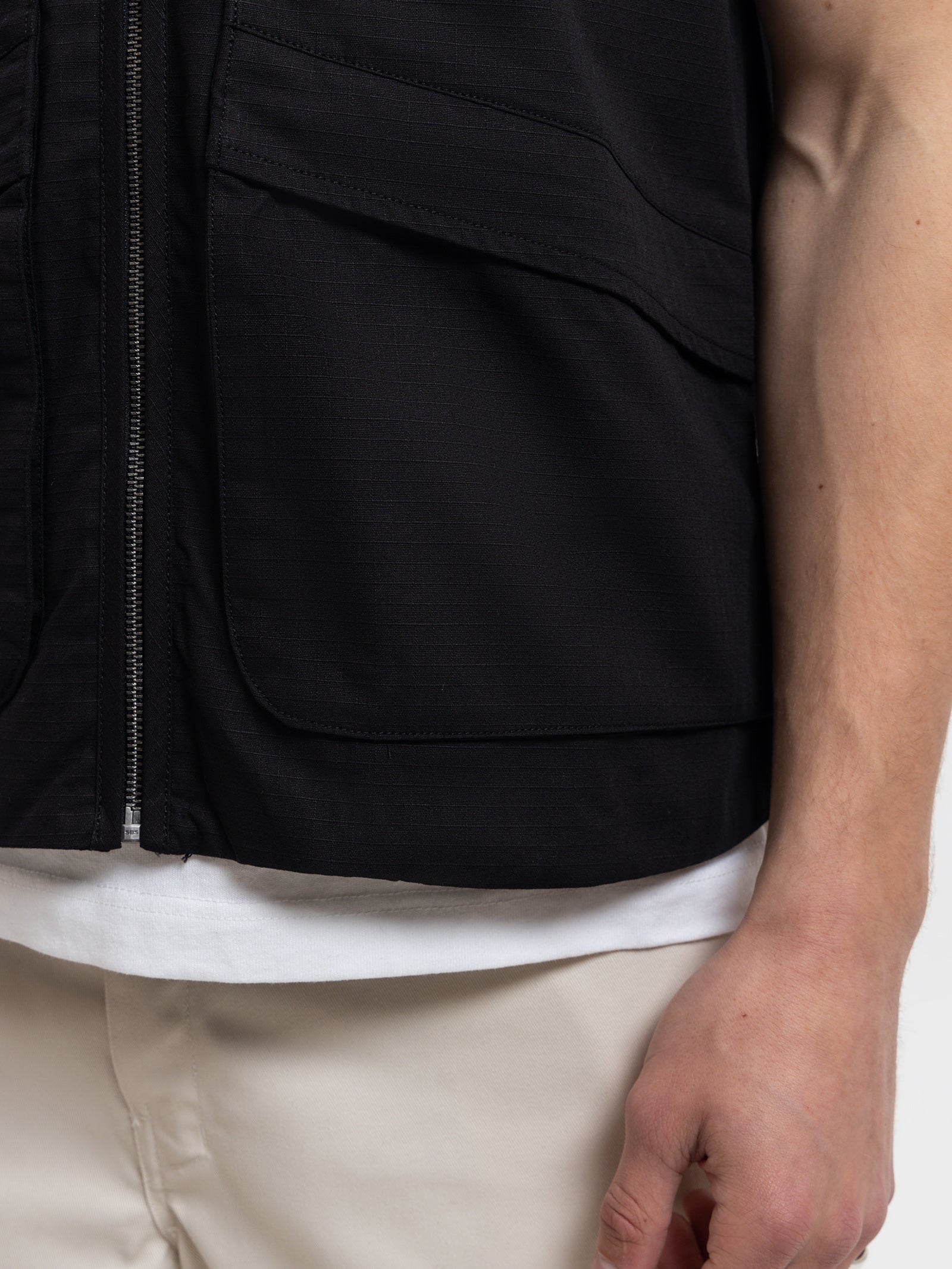 Wyatt Cargo Vest in Black