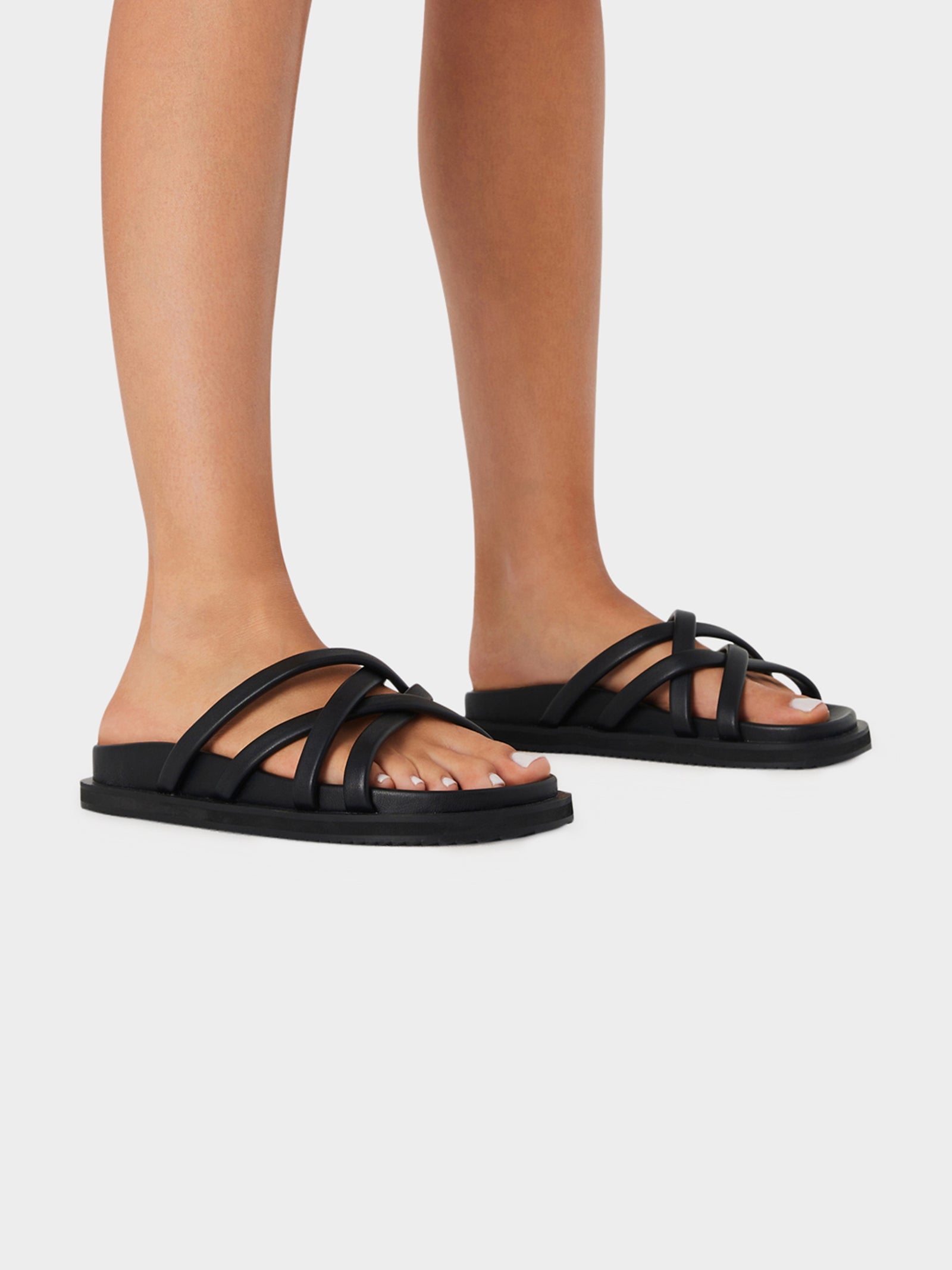 Tamsin Slides in Black