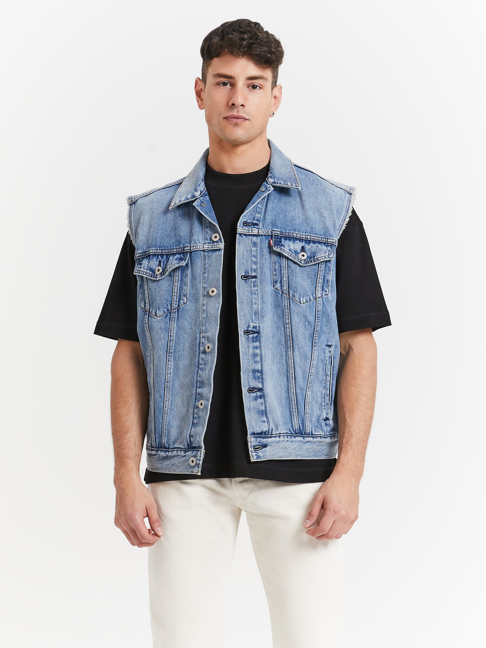 Relaxed Trucker Vest in Kentucky Blue Medium Wash