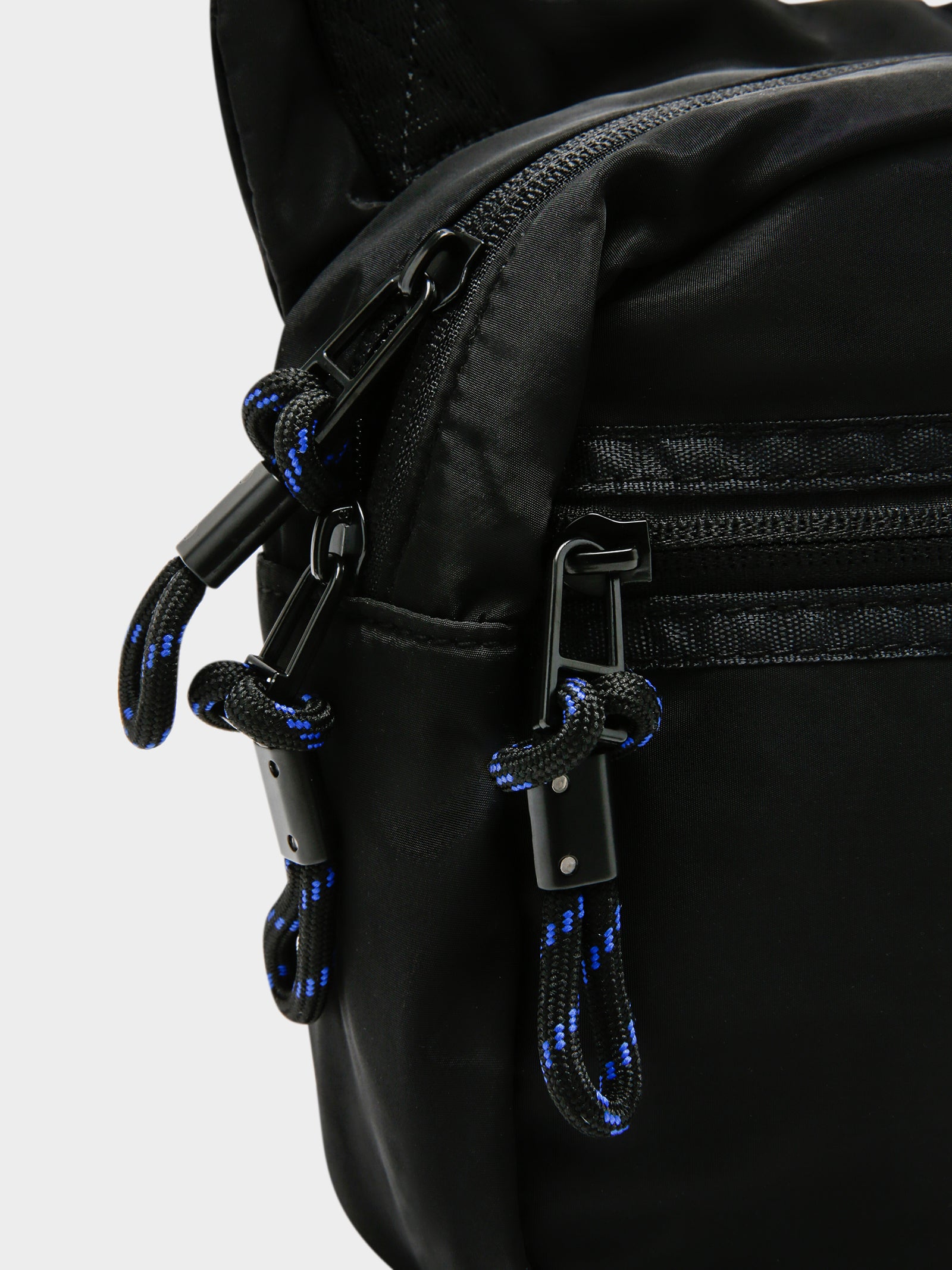 Shoki Sling Bag in Black