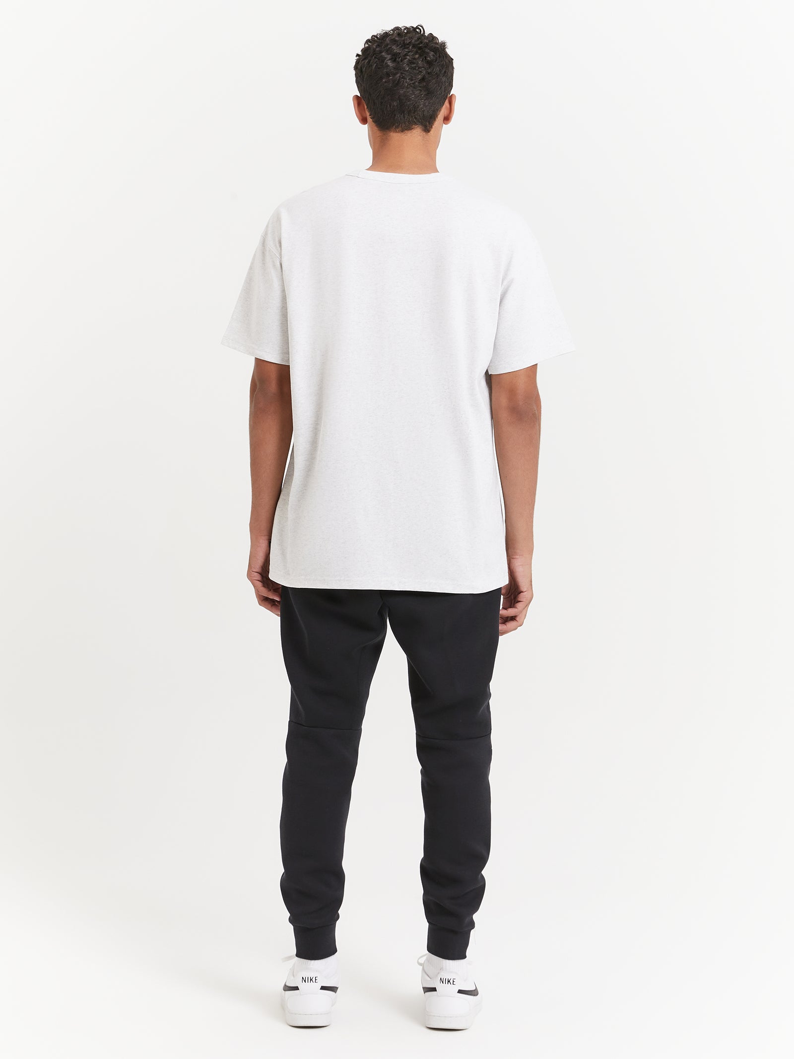 Sportswear Premium Essentials T-Shirt in Birch Heather