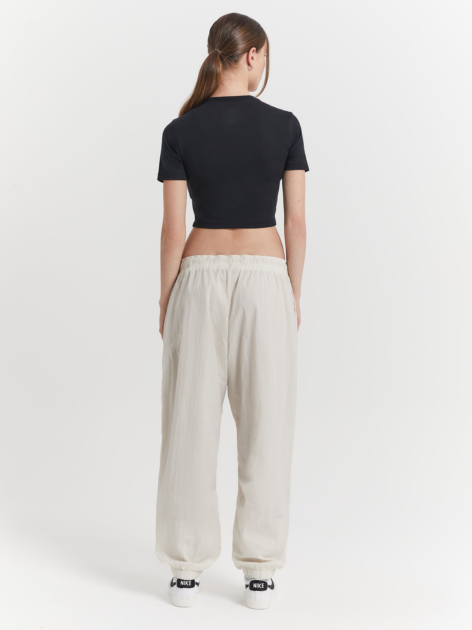 Sportswear Essentials Mid Rise Pants in Lt Orewood