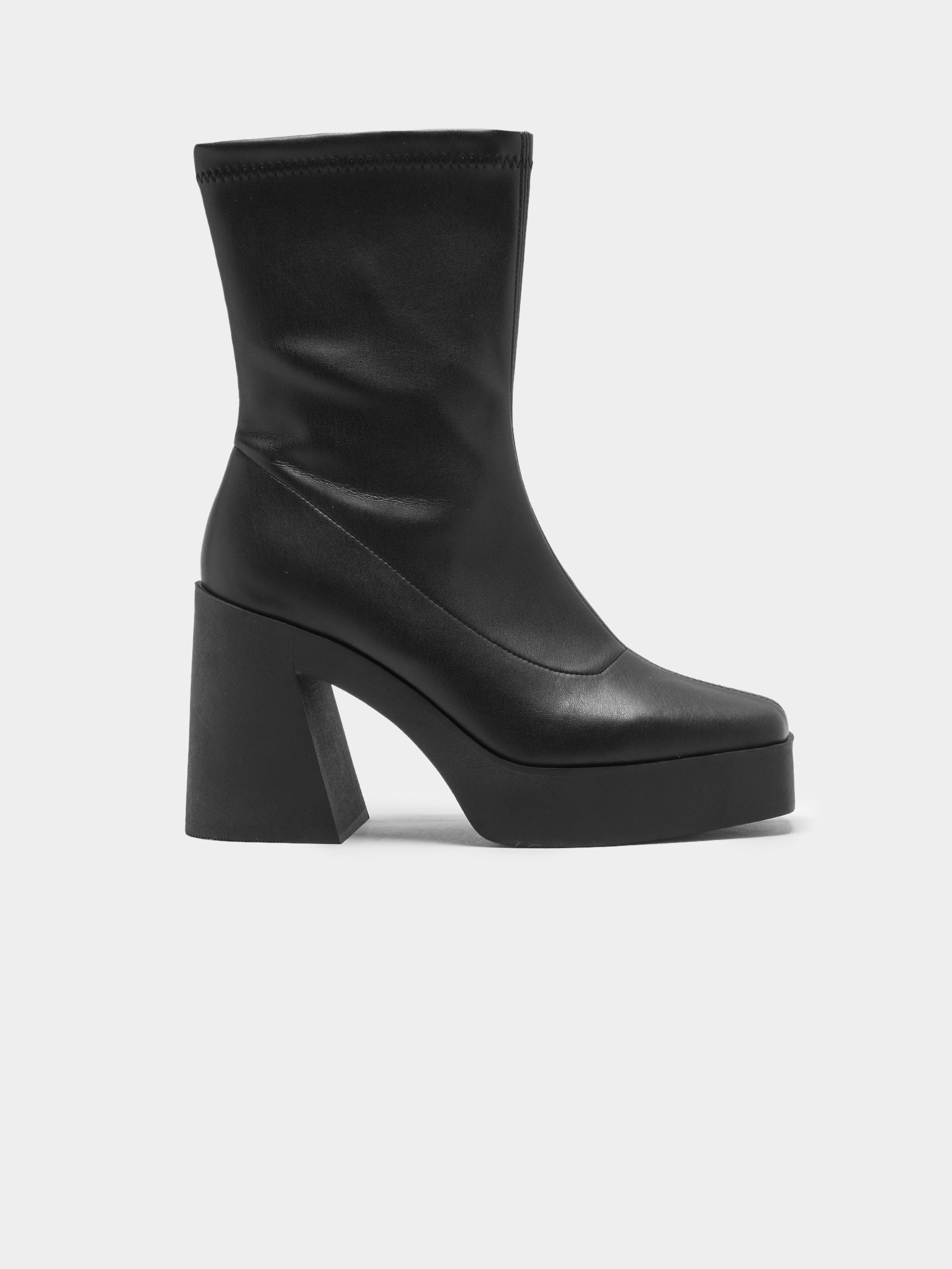 Womens Jagger Platform Boots in Black