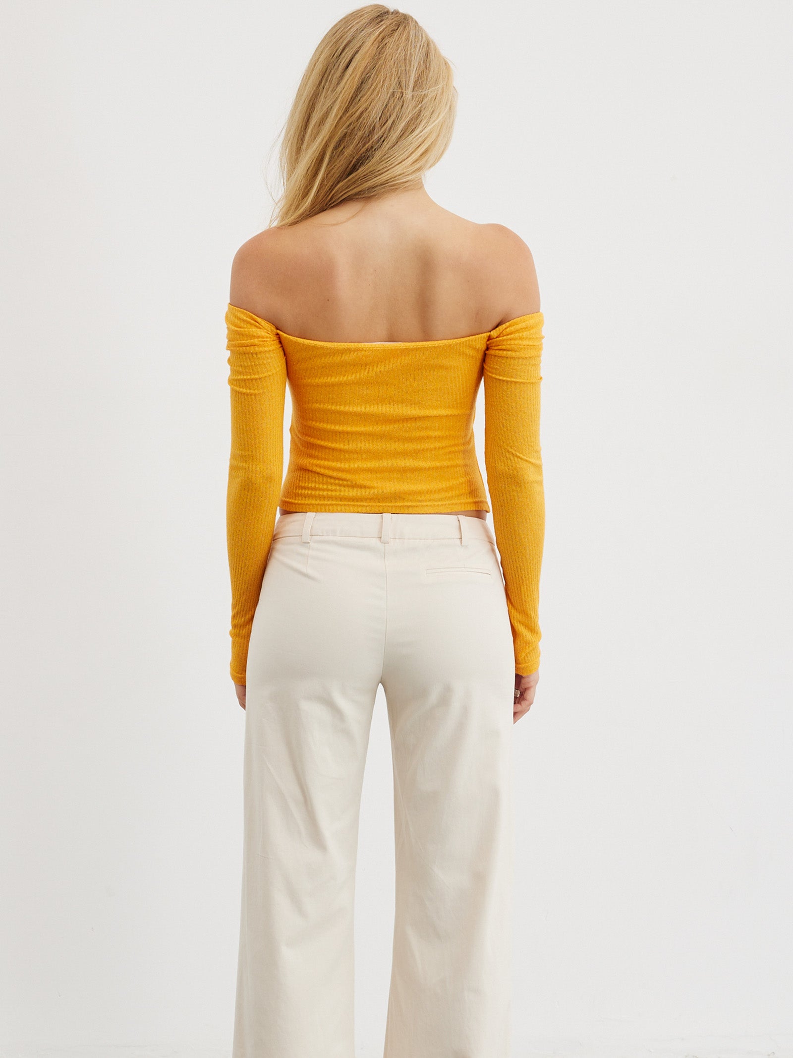 Vela Twist Top in Mango Orange