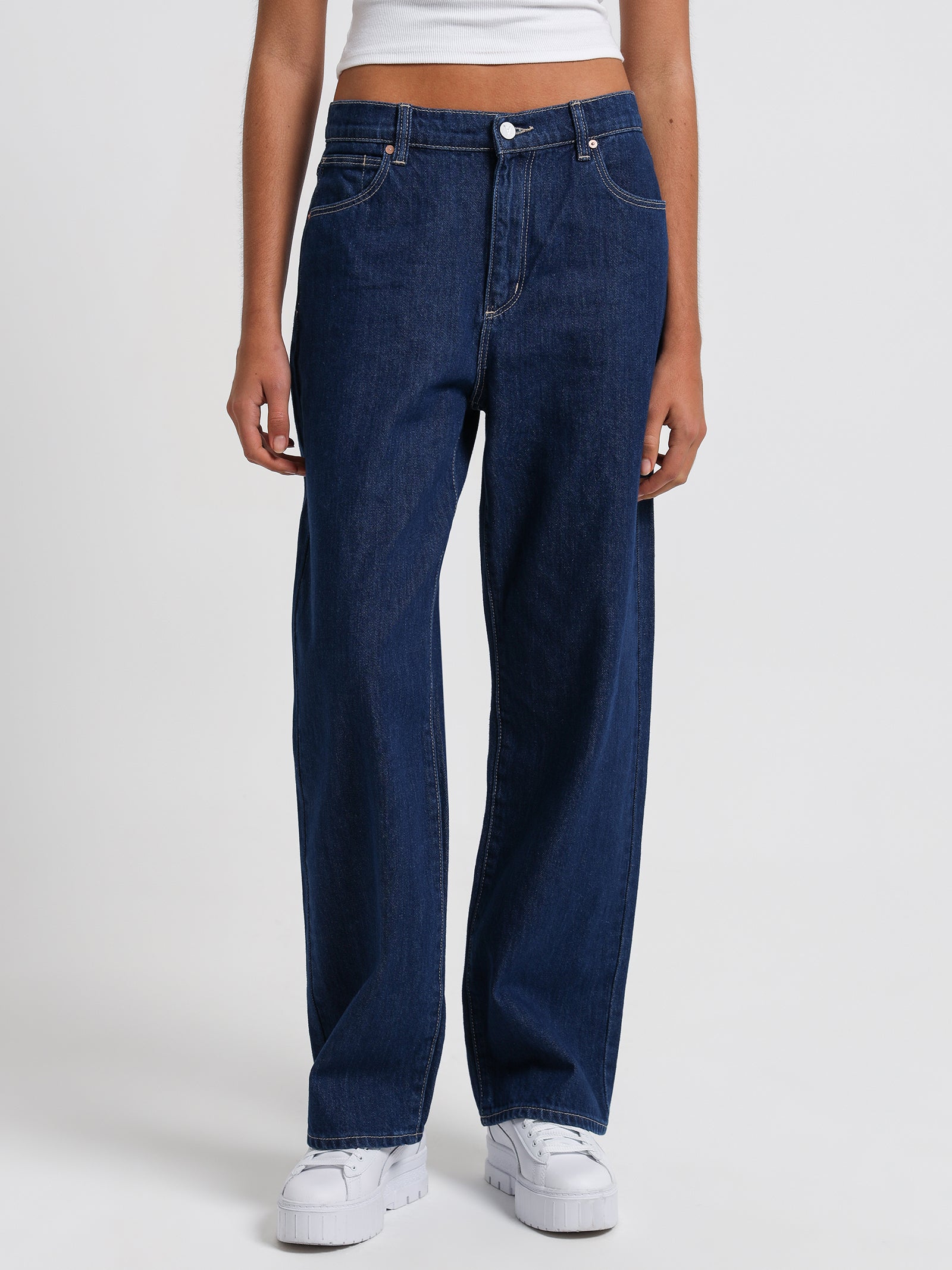 A Slouch Jeans in Kaley Blue