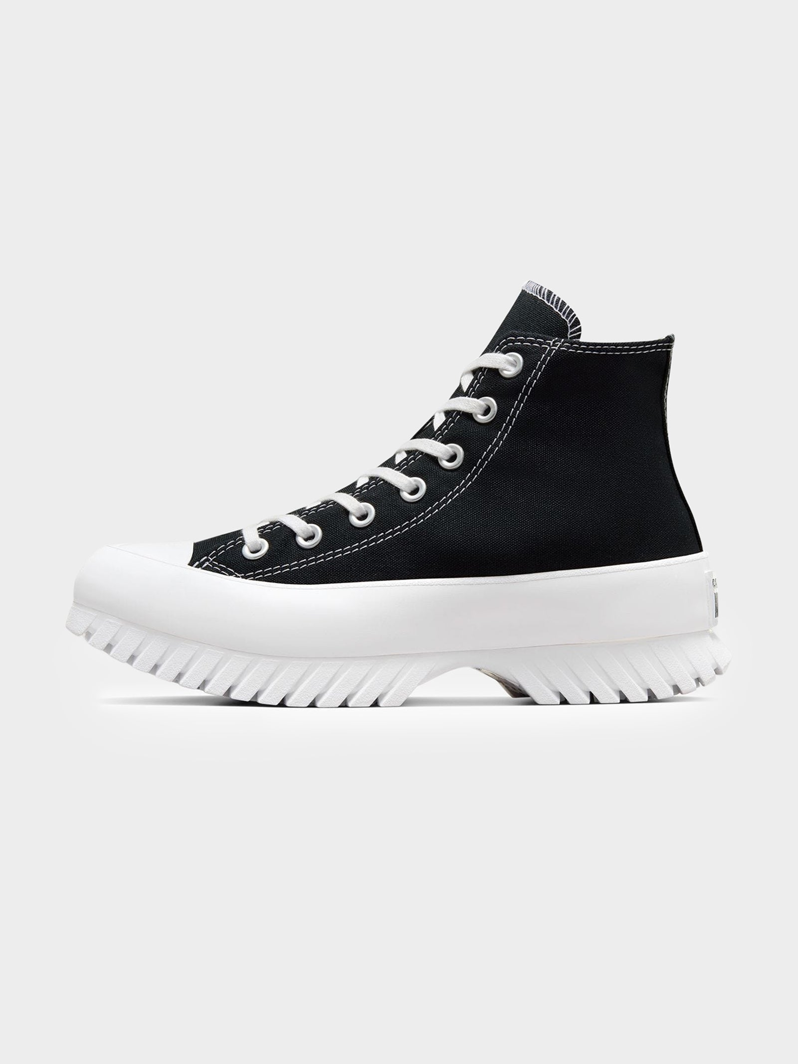 Unisex Chuck Taylor All Star Lugged 2.0 High Top Sneakers in Black