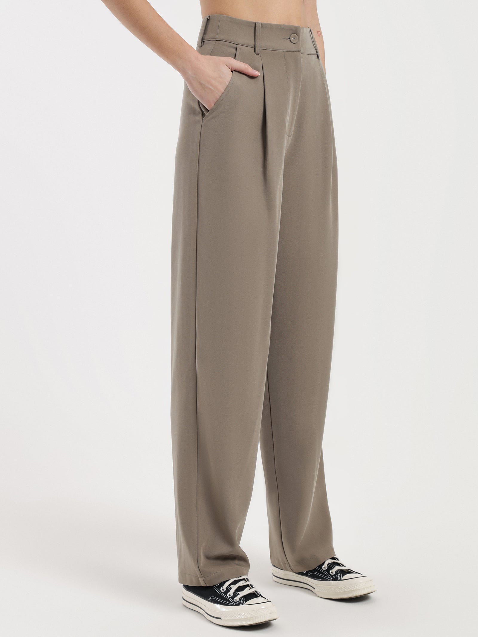 Raquel Tailored Pants in Taupe