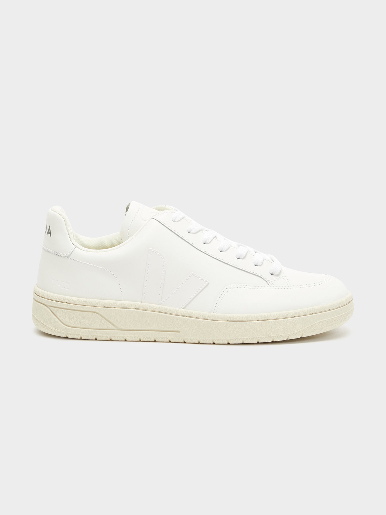 Womens V12 Leather Sneakers in White