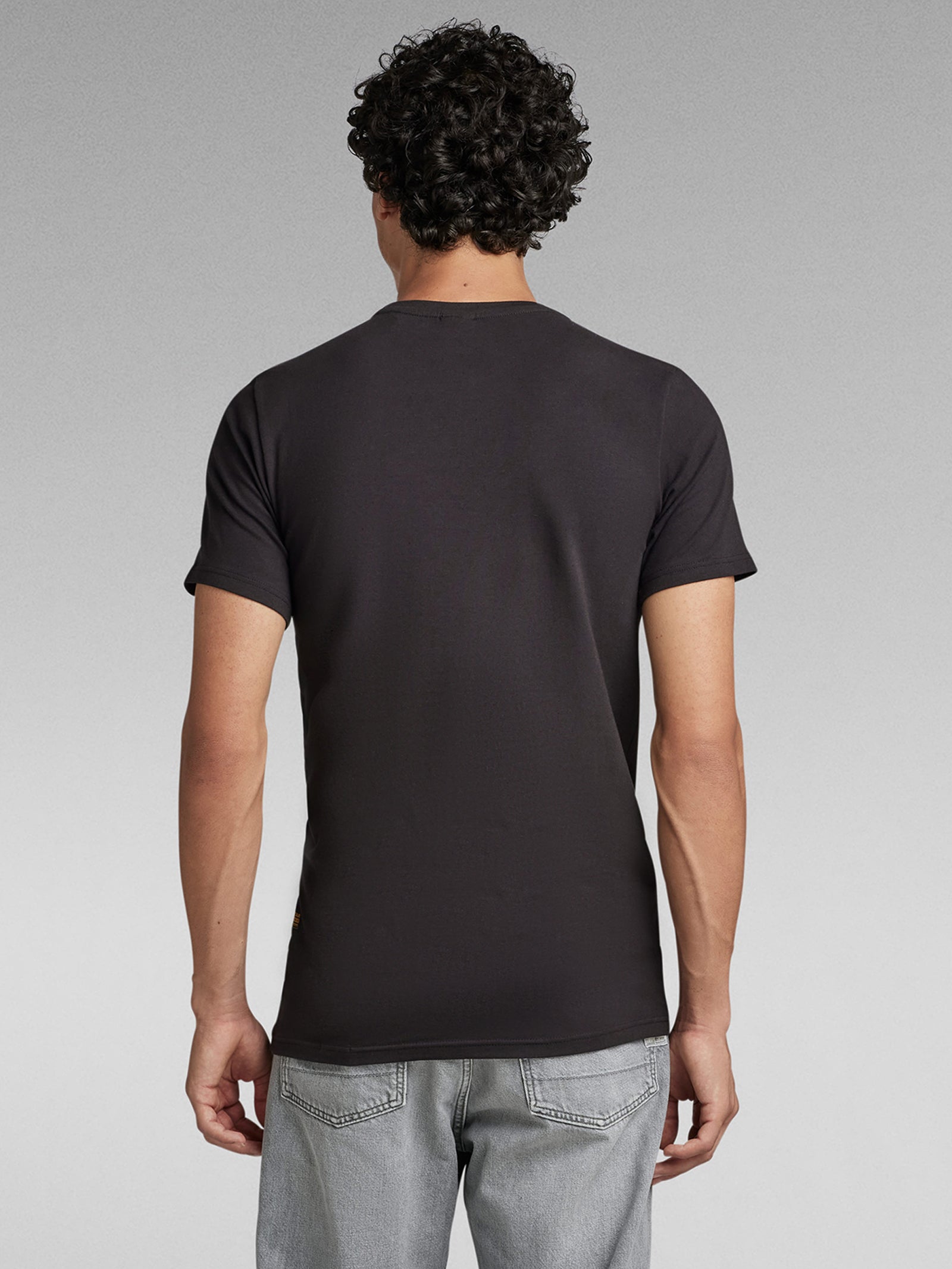 Slim Base T-Shirt