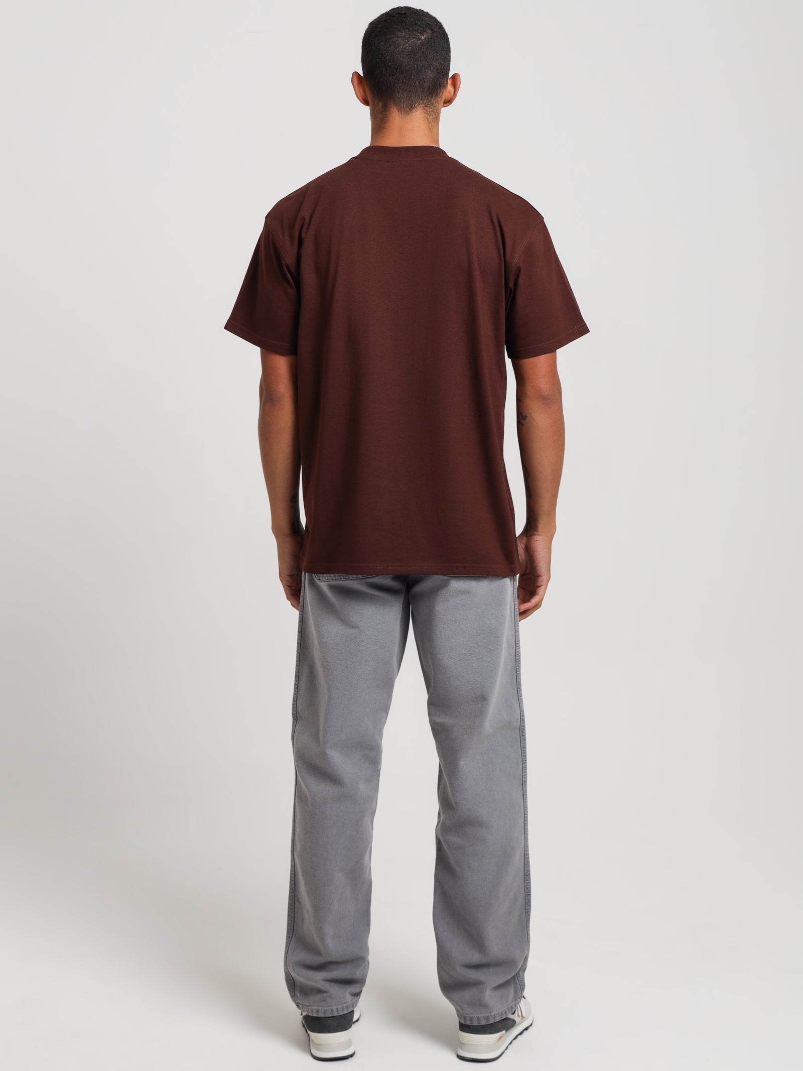 Short Sleeve American Script T-Shirt in Ale Brown