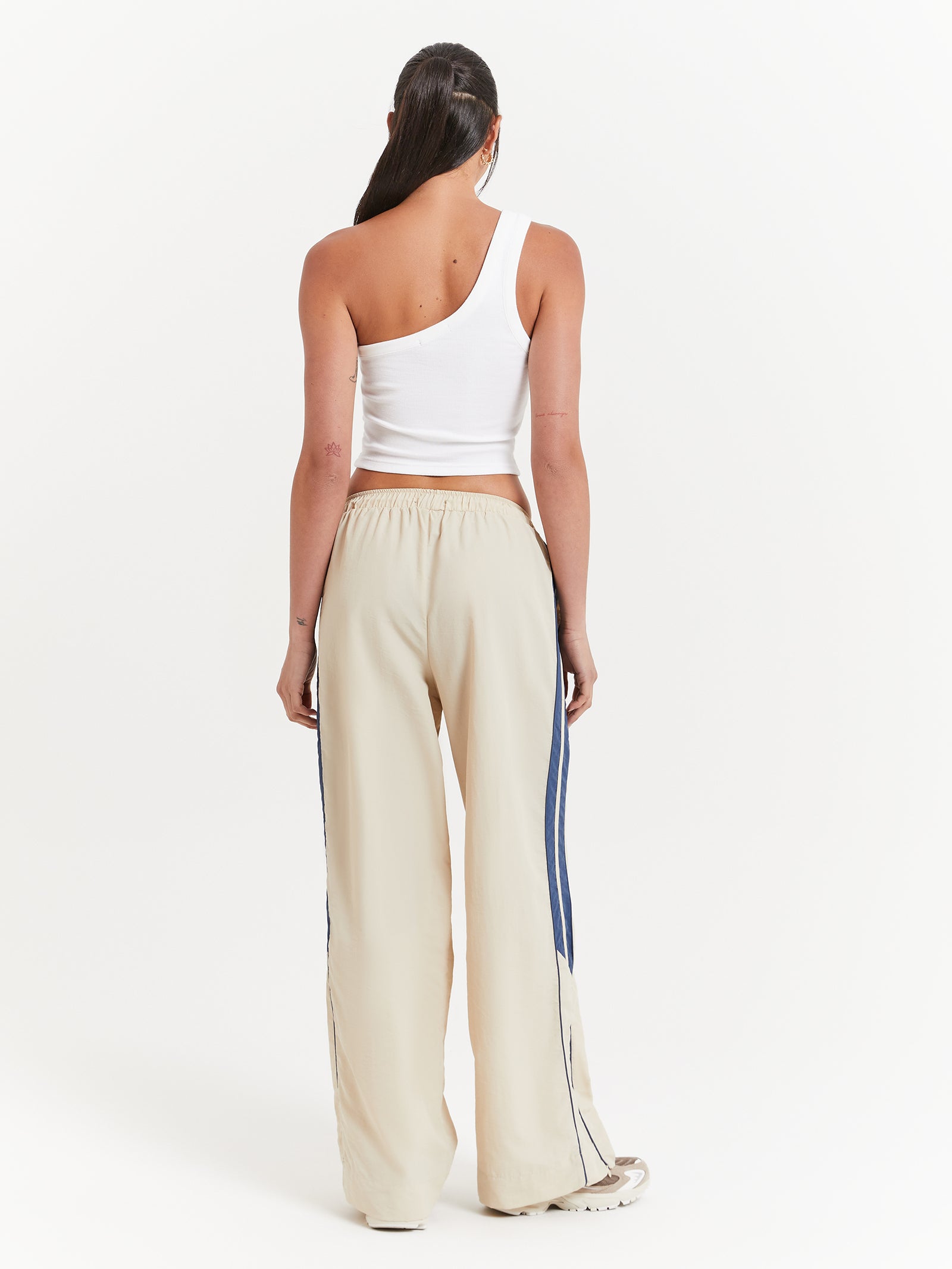 Tahlia Low Rise Pants in Chalk & Blue