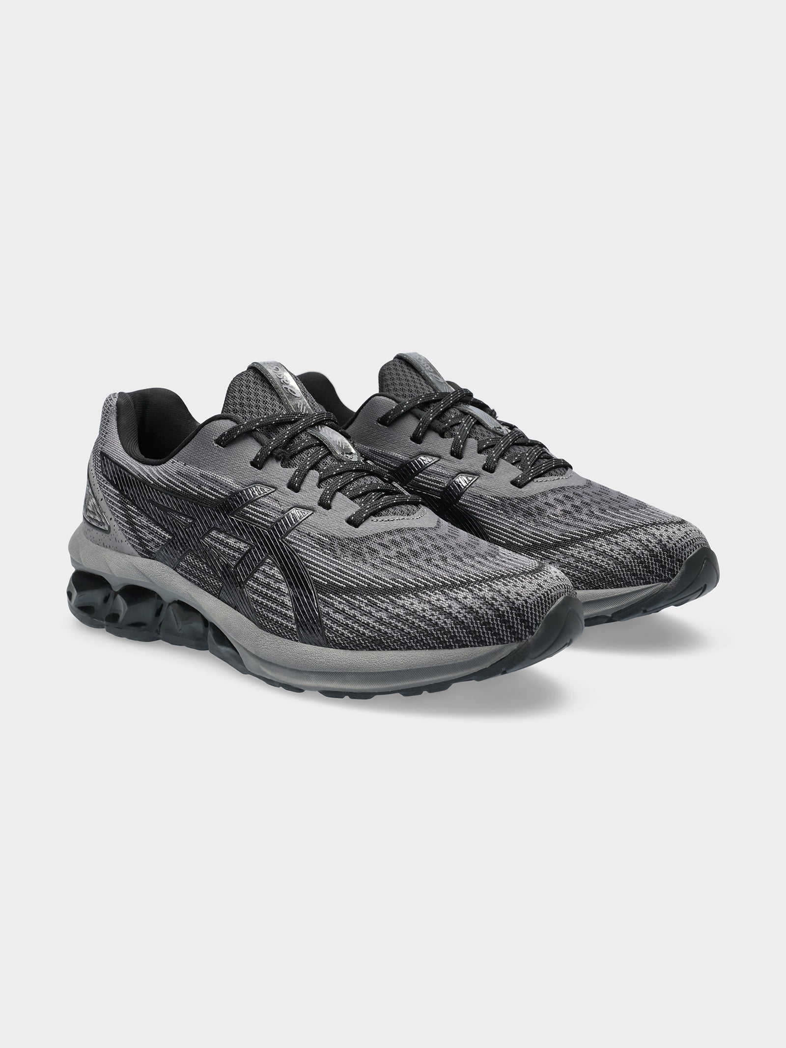 Mens Gel-Quantum 18 Sneakers in Black & Grey