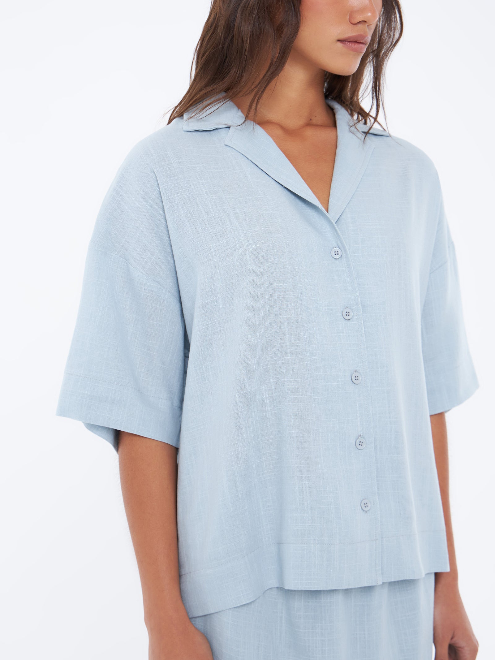 L&R Boxy Shirt In Icy Aqua