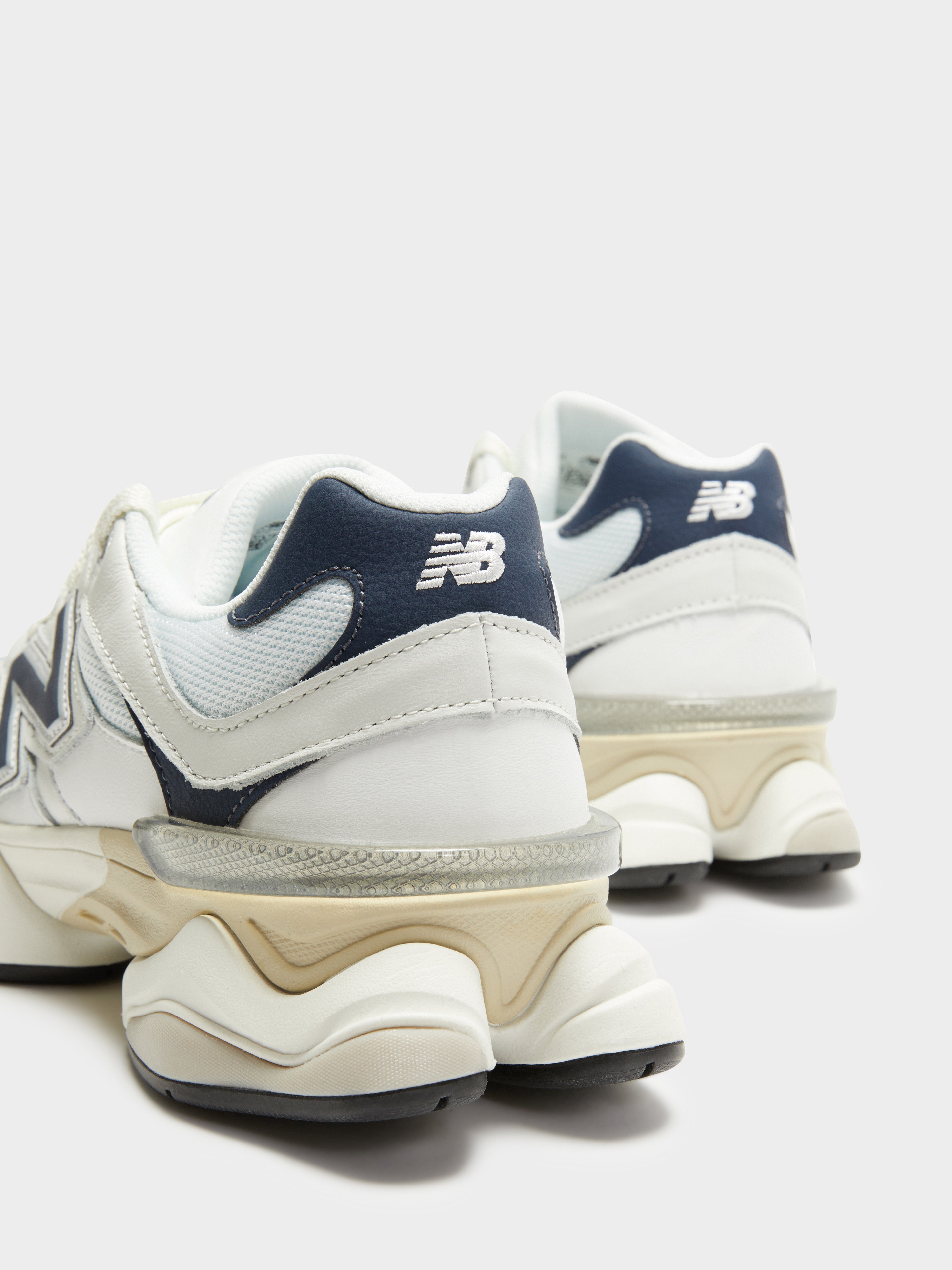 Unisex 9060 Sneakers in White Navy