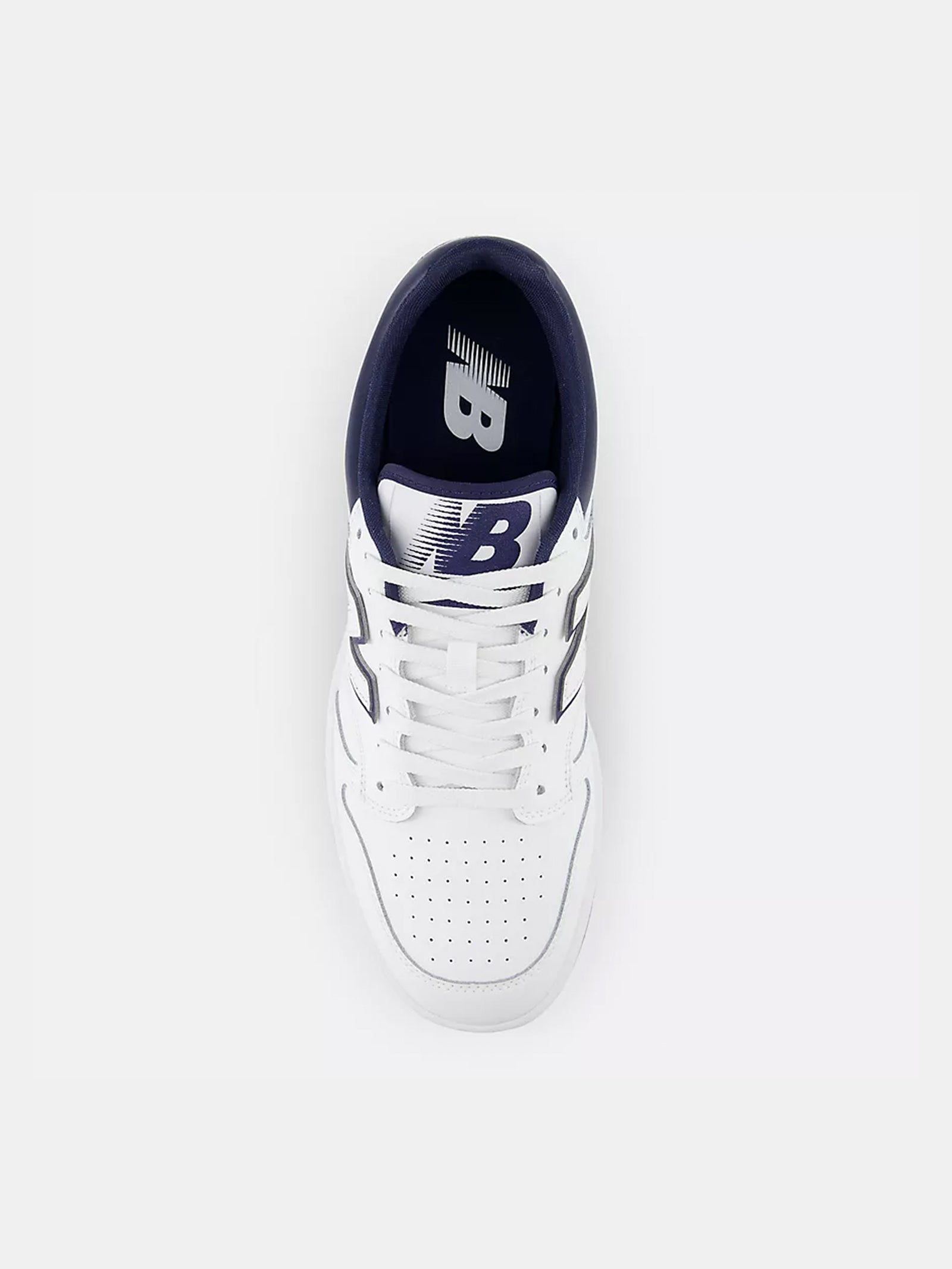 Unisex 480 Sneakers in White & Navy