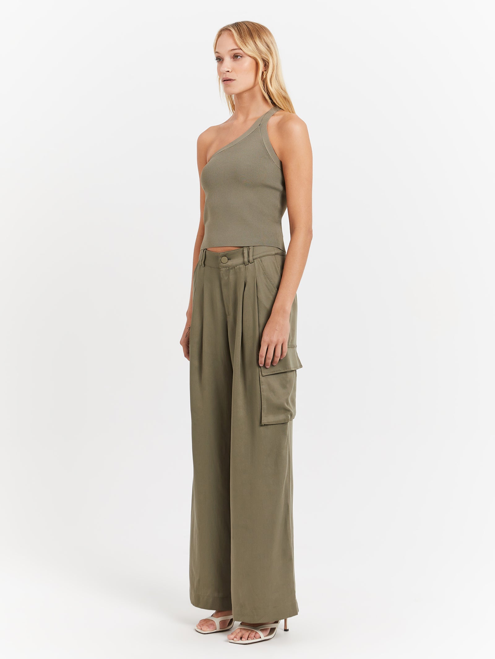 Hayley Cargo Pants in Olive